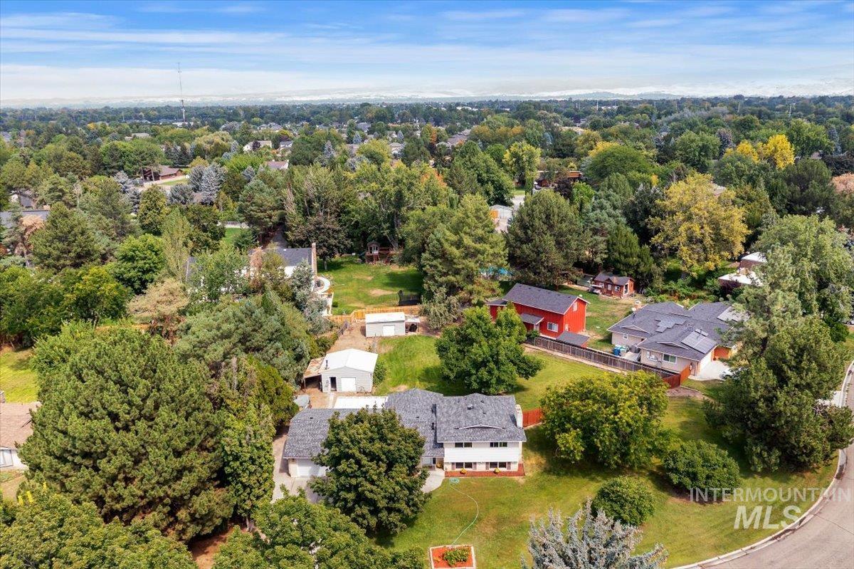 12592 W Freedom Drive, Boise, Idaho 83713, 4 Bedrooms, 3 Bathrooms, Residential For Sale, Price $679,900,MLS 98998708