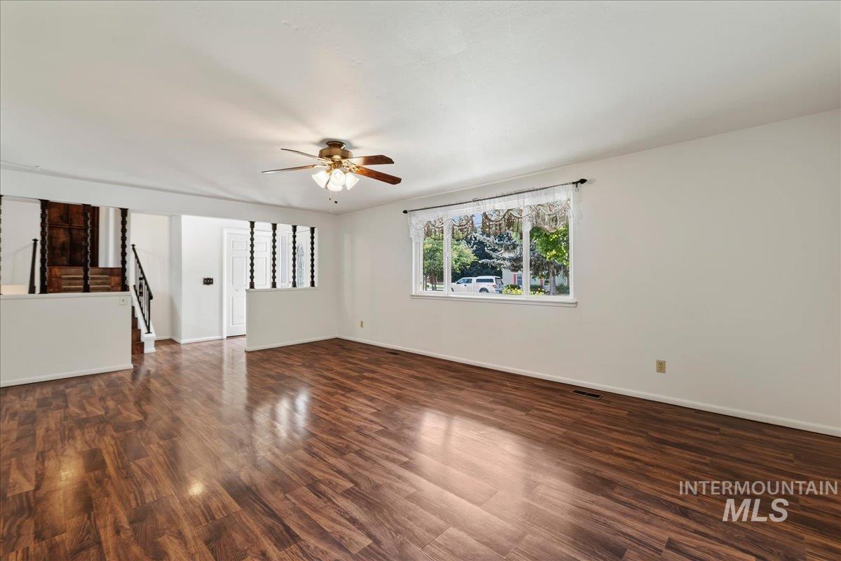 12592 W Freedom Drive, Boise, Idaho 83713, 4 Bedrooms, 3 Bathrooms, Residential For Sale, Price $679,900,MLS 98998708