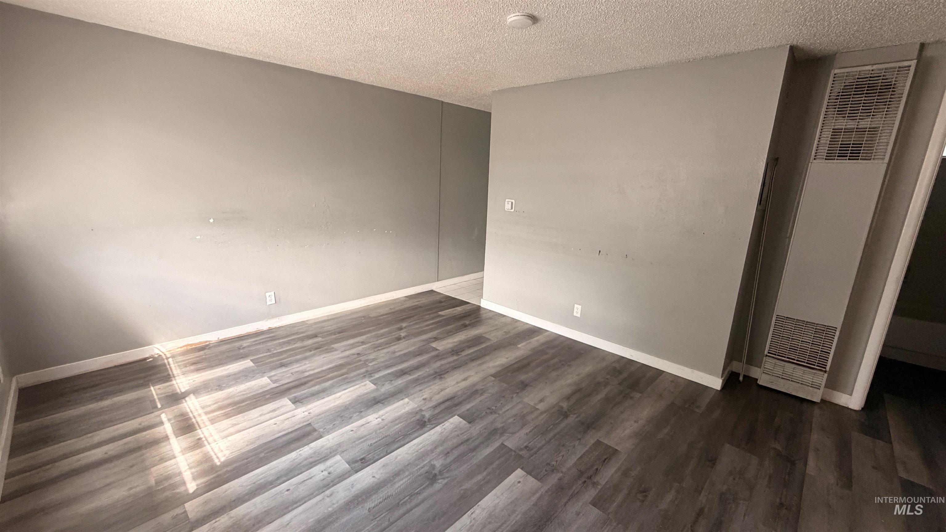 934 11th Ave N, Nampa, Idaho 83687, 2 Bedrooms, 1 Bathroom, Rental For Rent, Price $1,360, 98998712