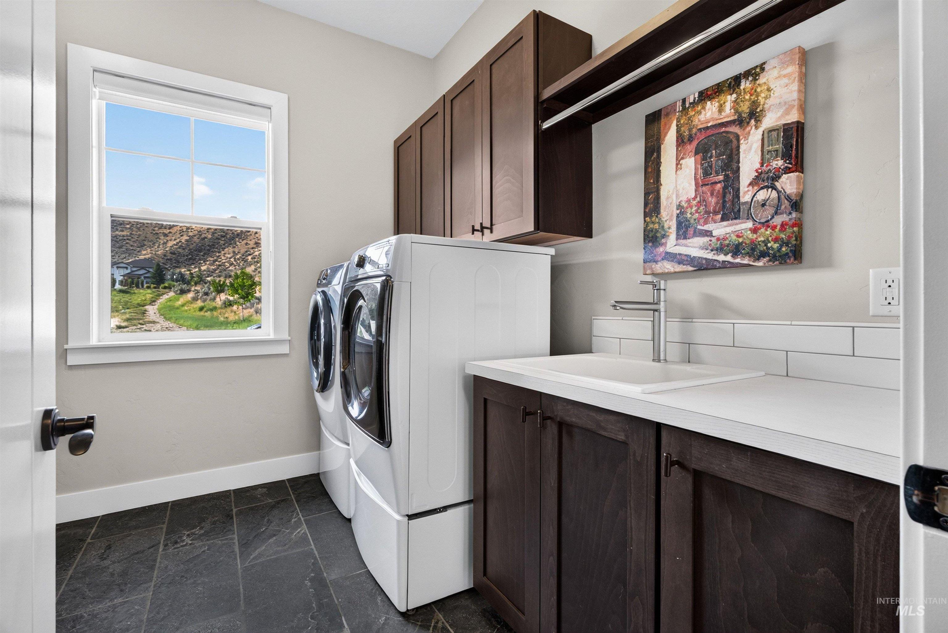 4192 N Arrow Villa Way, Boise, Idaho 83703, 3 Bedrooms, 2.5 Bathrooms, Residential For Sale, Price $1,275,000,MLS 98998715