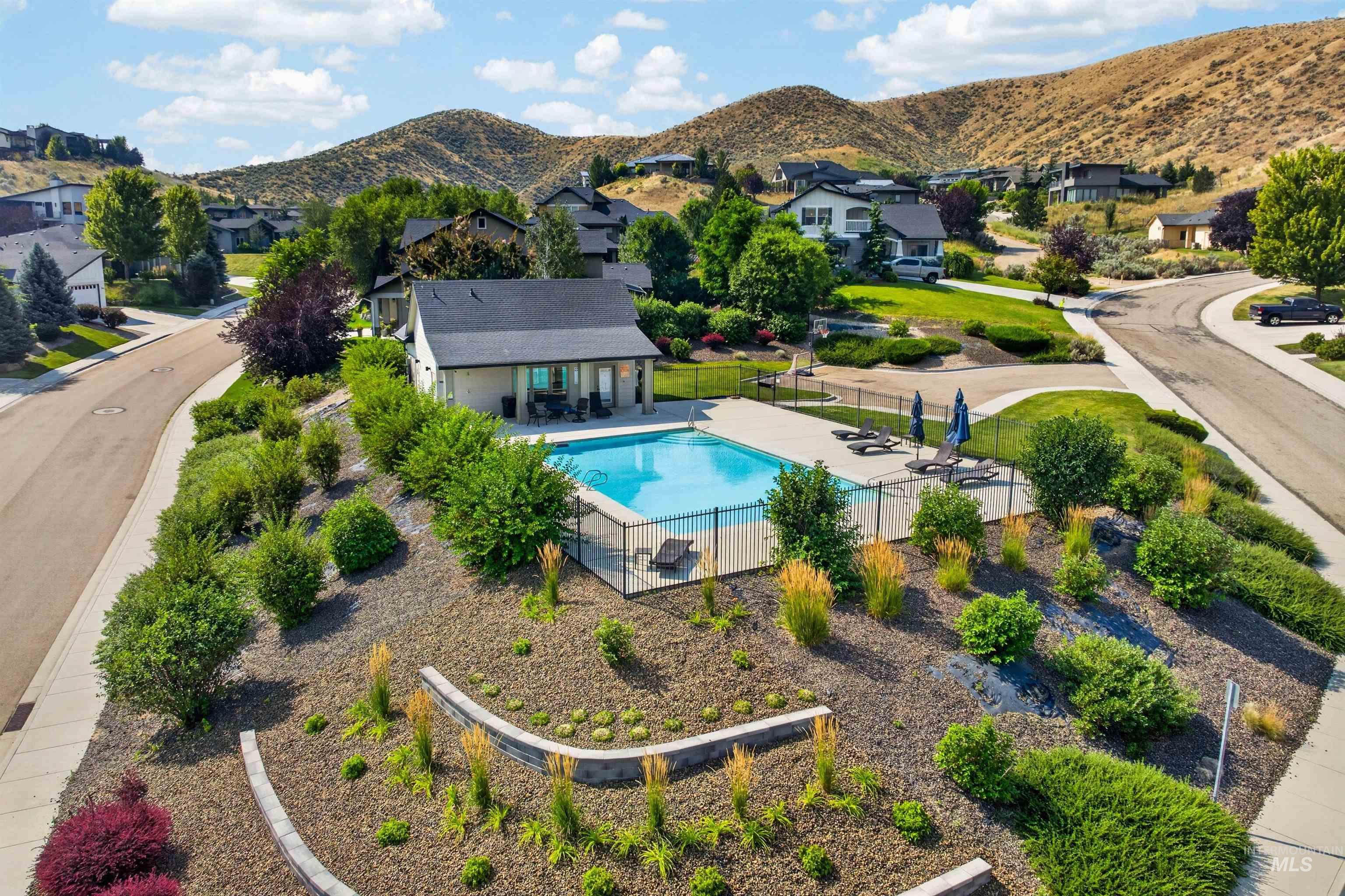 4192 N Arrow Villa Way, Boise, Idaho 83703, 3 Bedrooms, 2.5 Bathrooms, Residential For Sale, Price $1,275,000,MLS 98998715