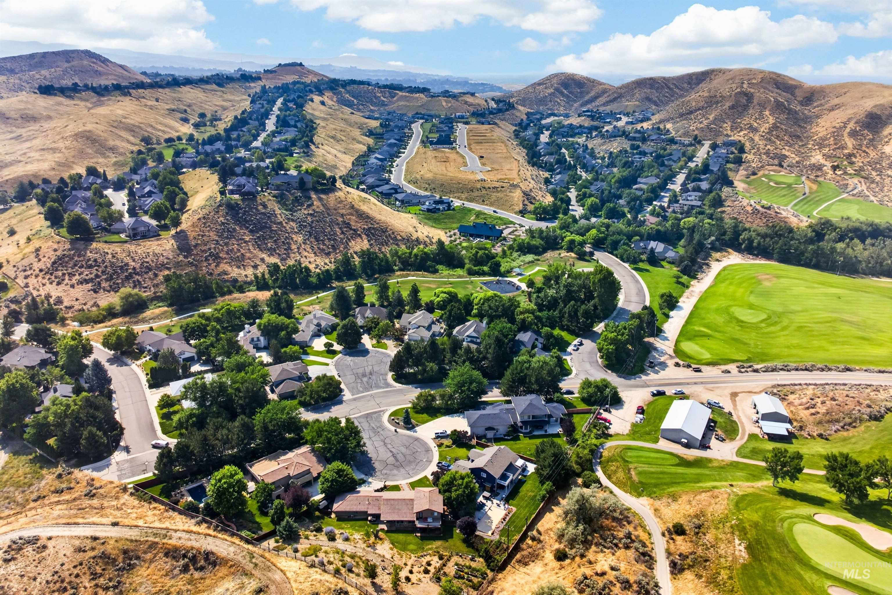 4192 N Arrow Villa Way, Boise, Idaho 83703, 3 Bedrooms, 2.5 Bathrooms, Residential For Sale, Price $1,275,000,MLS 98998715