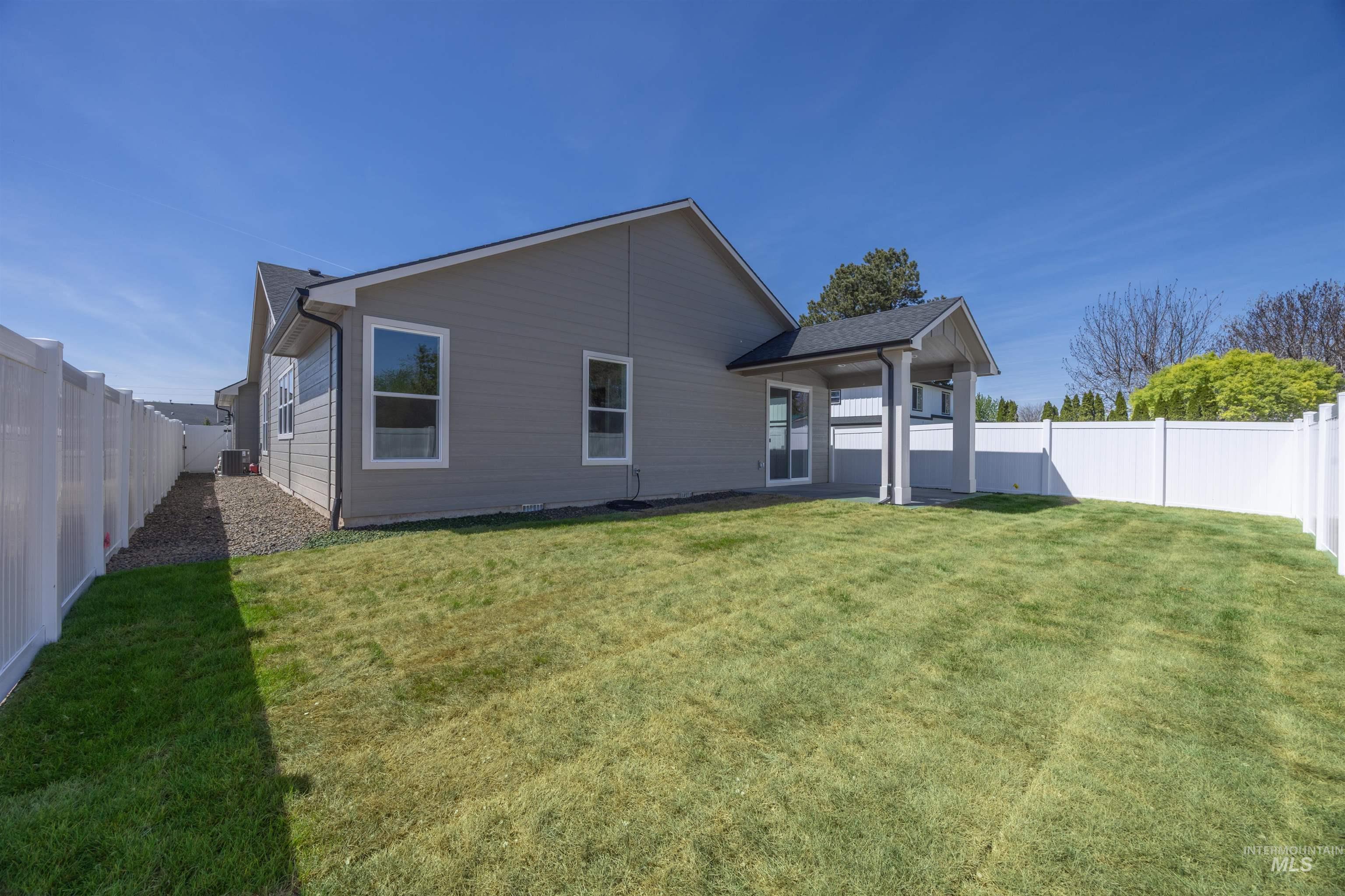958 S Almond St, Nampa, Idaho 83686, 3 Bedrooms, 2 Bathrooms, Residential For Sale, Price $484,900, 98998716