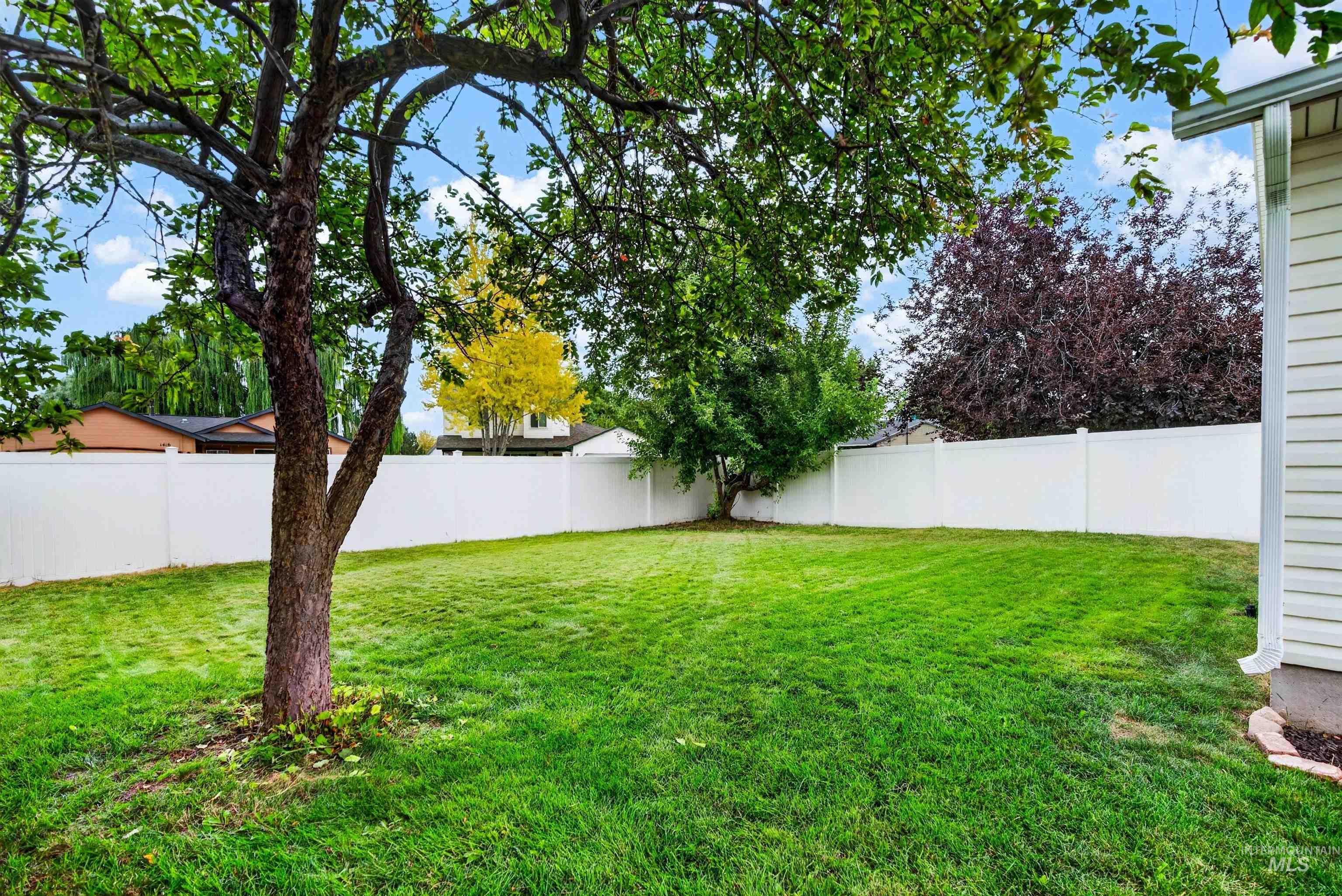 1405 Boundary Street, Nampa, Idaho 83686, 3 Bedrooms, 2 Bathrooms, Residential For Sale, Price $372,500, 98998720