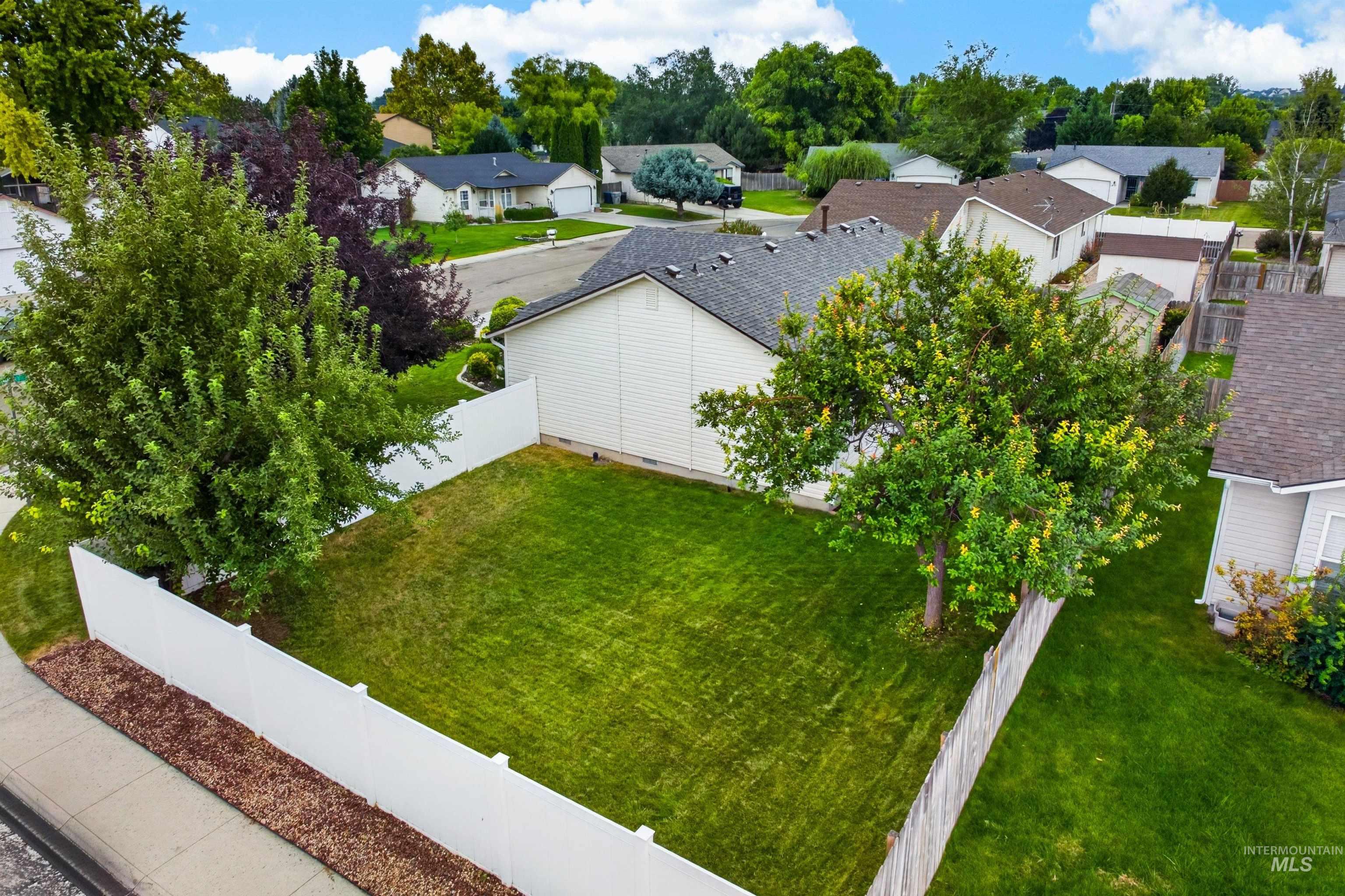 1405 Boundary Street, Nampa, Idaho 83686, 3 Bedrooms, 2 Bathrooms, Residential For Sale, Price $372,500, 98998720