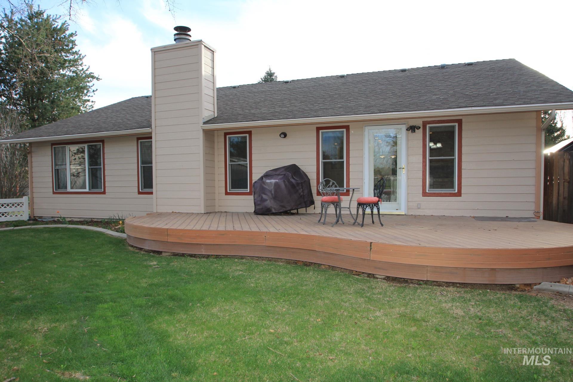 3728 W Sugar Creek Dr., Meridian, Idaho 83646, 3 Bedrooms, 2 Bathrooms, Residential For Sale, Price $476,900, 98998723
