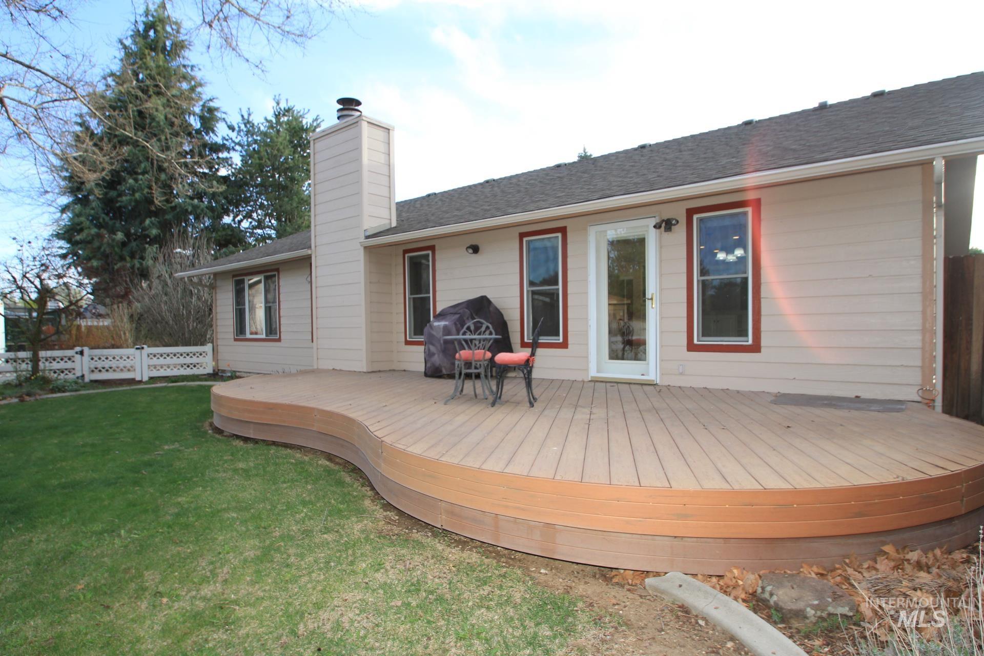 3728 W Sugar Creek Dr., Meridian, Idaho 83646, 3 Bedrooms, 2 Bathrooms, Residential For Sale, Price $476,900, 98998723