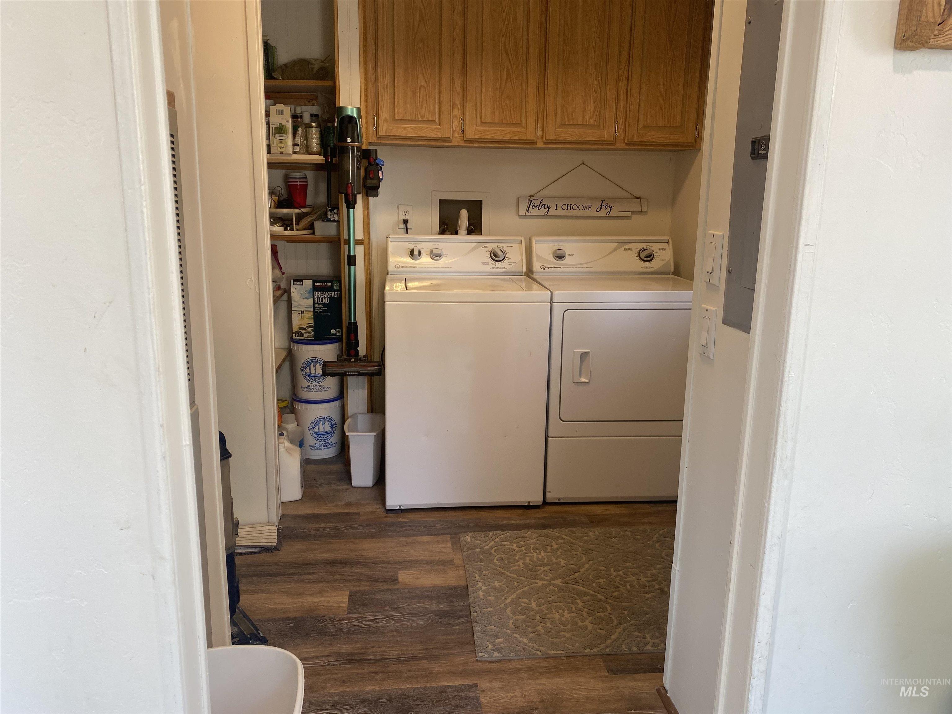 1630 Birch Ave #A & #B, Lewiston, Idaho 83501, 3 Bedrooms, 2 Bathrooms, Residential Income For Sale, Price $585,000,MLS 98998726