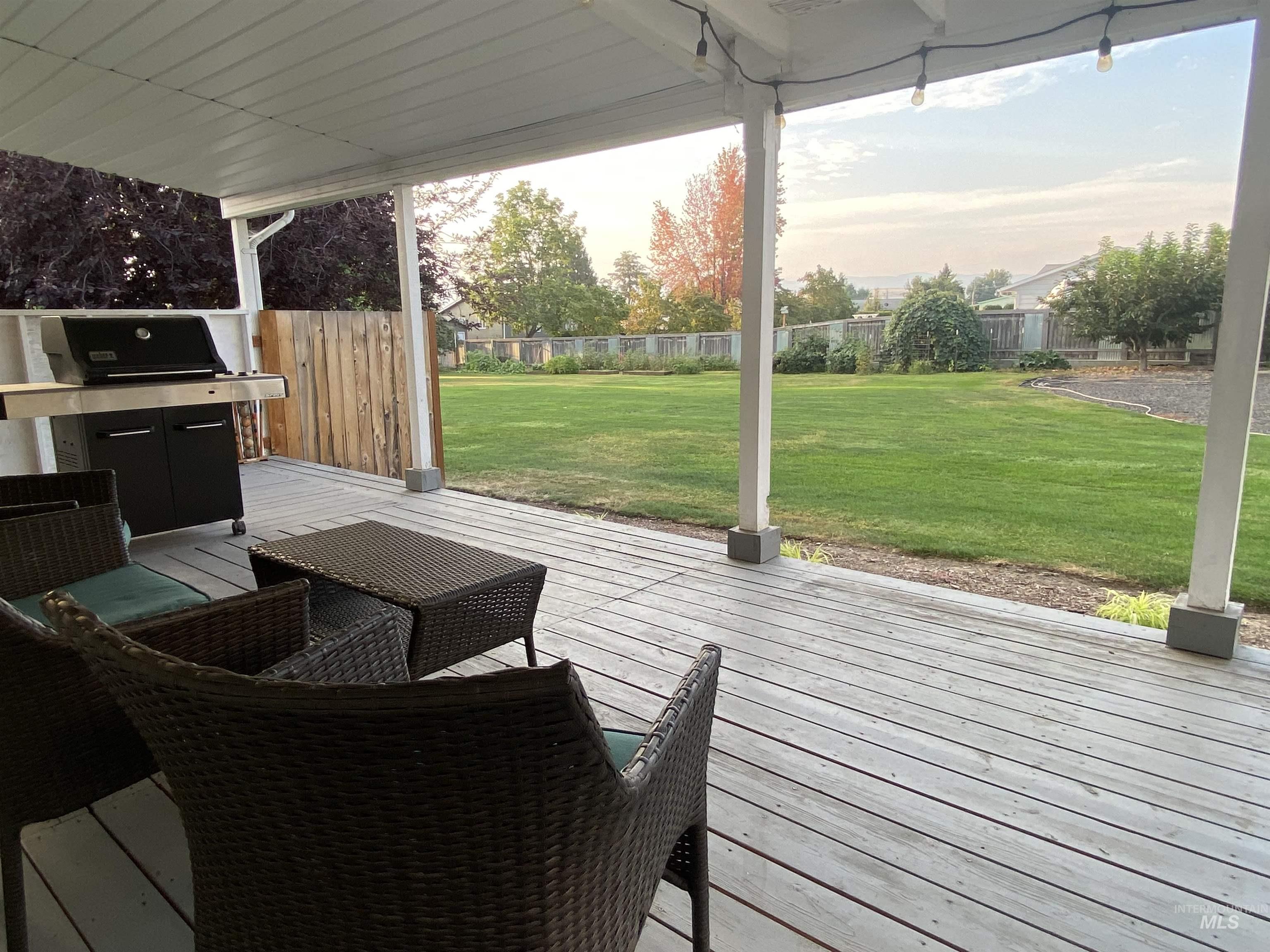 1630 Birch Ave #A & #B, Lewiston, Idaho 83501, 3 Bedrooms, 2 Bathrooms, Residential Income For Sale, Price $585,000,MLS 98998726