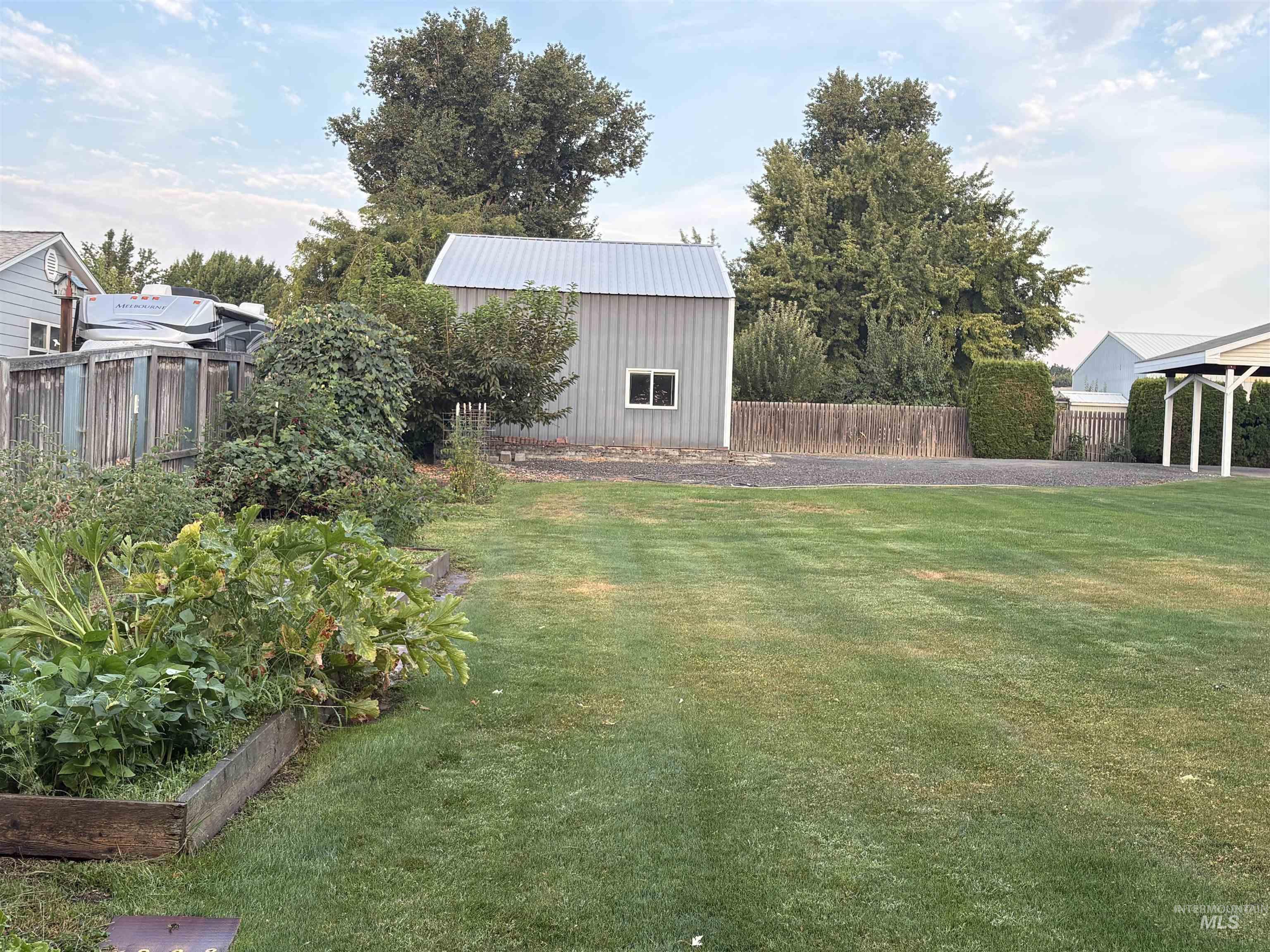 1630 Birch Ave #A & #B, Lewiston, Idaho 83501, 3 Bedrooms, 2 Bathrooms, Residential Income For Sale, Price $585,000,MLS 98998726
