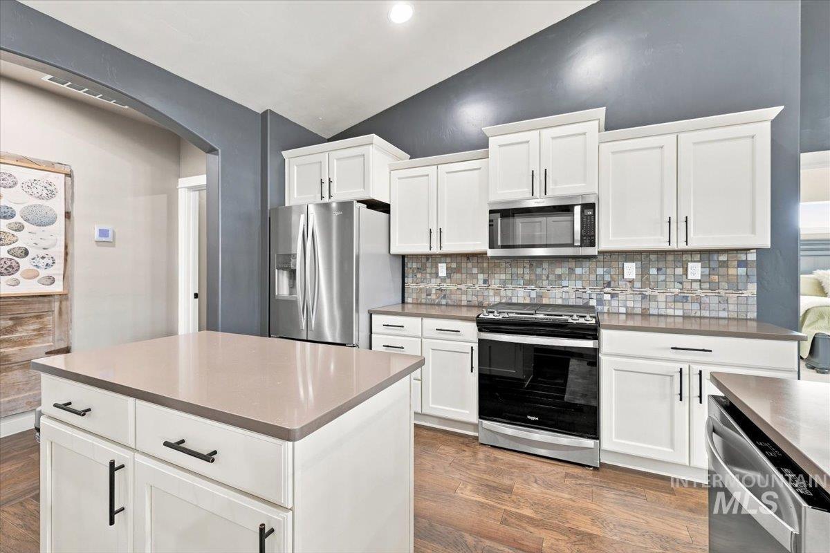 11341 W Mountain Iris St, Star, Idaho 83669, 3 Bedrooms, 2 Bathrooms, Residential For Sale, Price $585,000,MLS 98998727