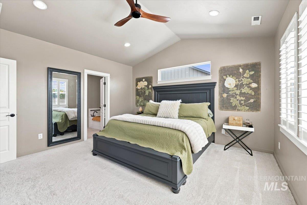 11341 W Mountain Iris St, Star, Idaho 83669, 3 Bedrooms, 2 Bathrooms, Residential For Sale, Price $585,000,MLS 98998727