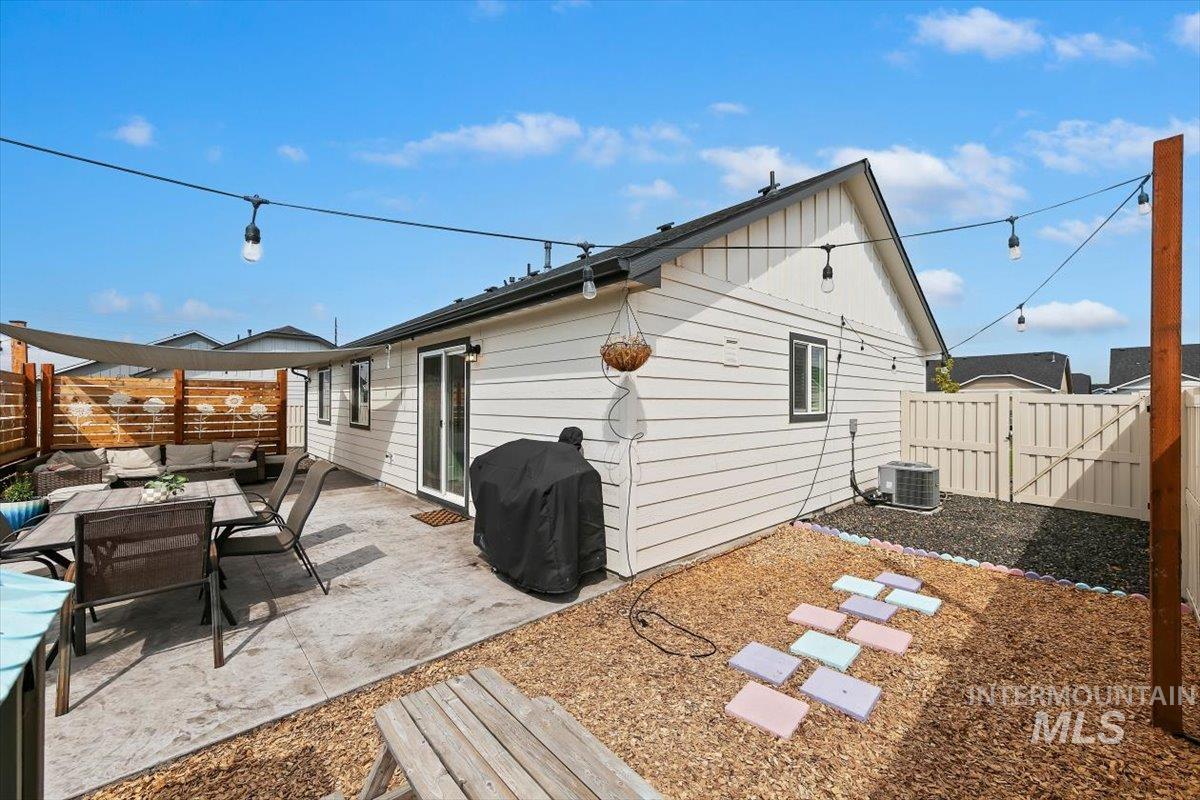 4781 E Cotton Dr, Nampa, Idaho 83686, 3 Bedrooms, 2 Bathrooms, Residential For Sale, Price $369,900,MLS 98998728