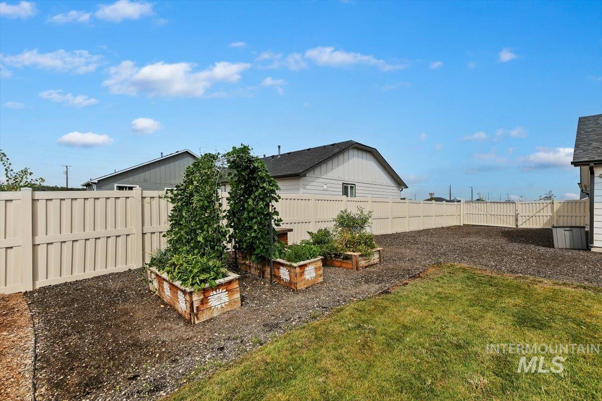 4781 E Cotton Dr, Nampa, Idaho 83686, 3 Bedrooms, 2 Bathrooms, Residential For Sale, Price $369,900,MLS 98998728