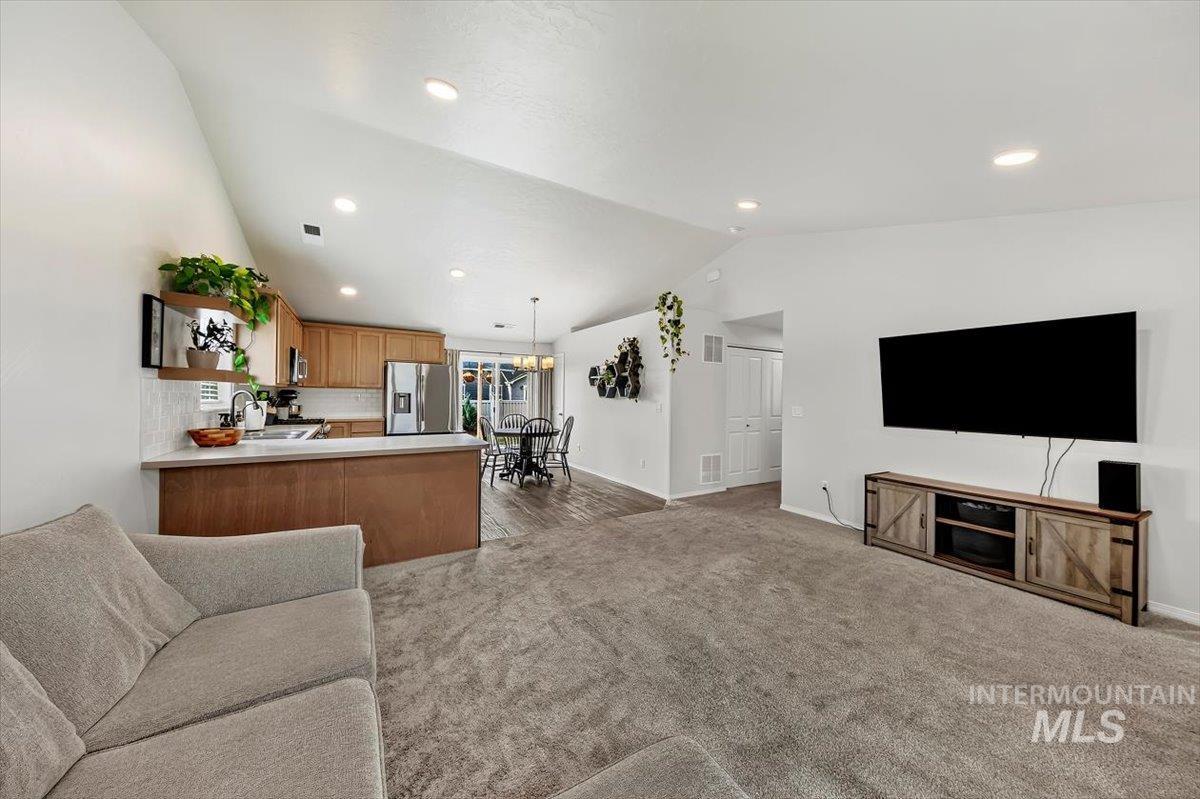 4781 E Cotton Dr, Nampa, Idaho 83686, 3 Bedrooms, 2 Bathrooms, Residential For Sale, Price $369,900,MLS 98998728