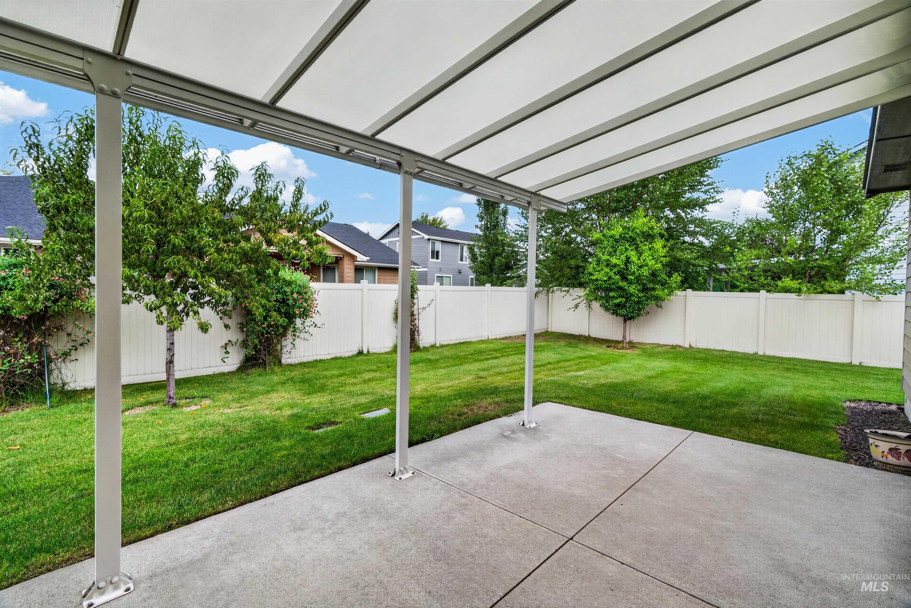 4140 W Stone House, Eagle, Idaho 83616, 3 Bedrooms, 2 Bathrooms, Residential For Sale, Price $595,000,MLS 98998730