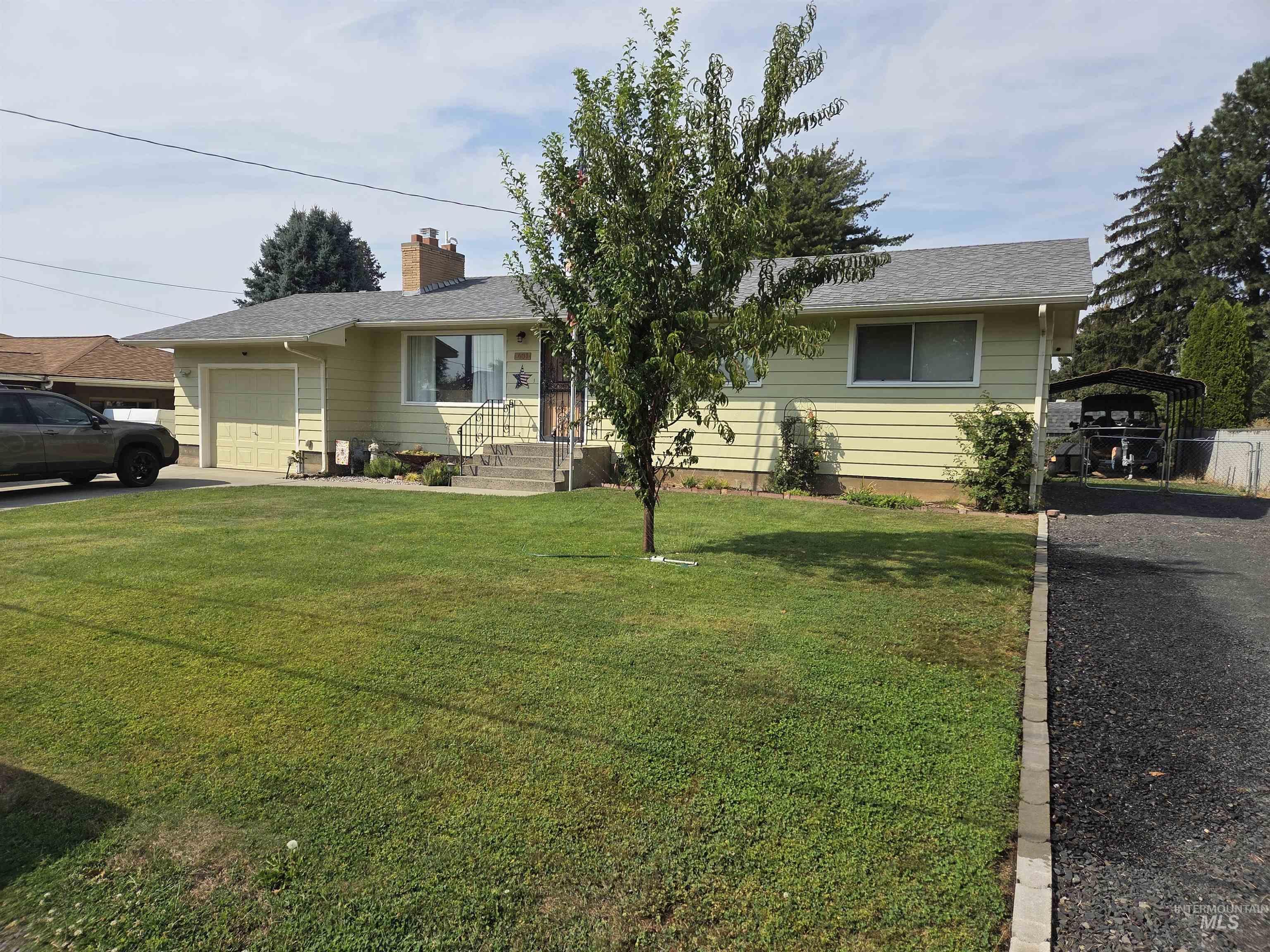431 Linden Drive, Lewiston, Idaho 83501, 4 Bedrooms, 2.5 Bathrooms, Residential For Sale, Price $390,000, 98998733