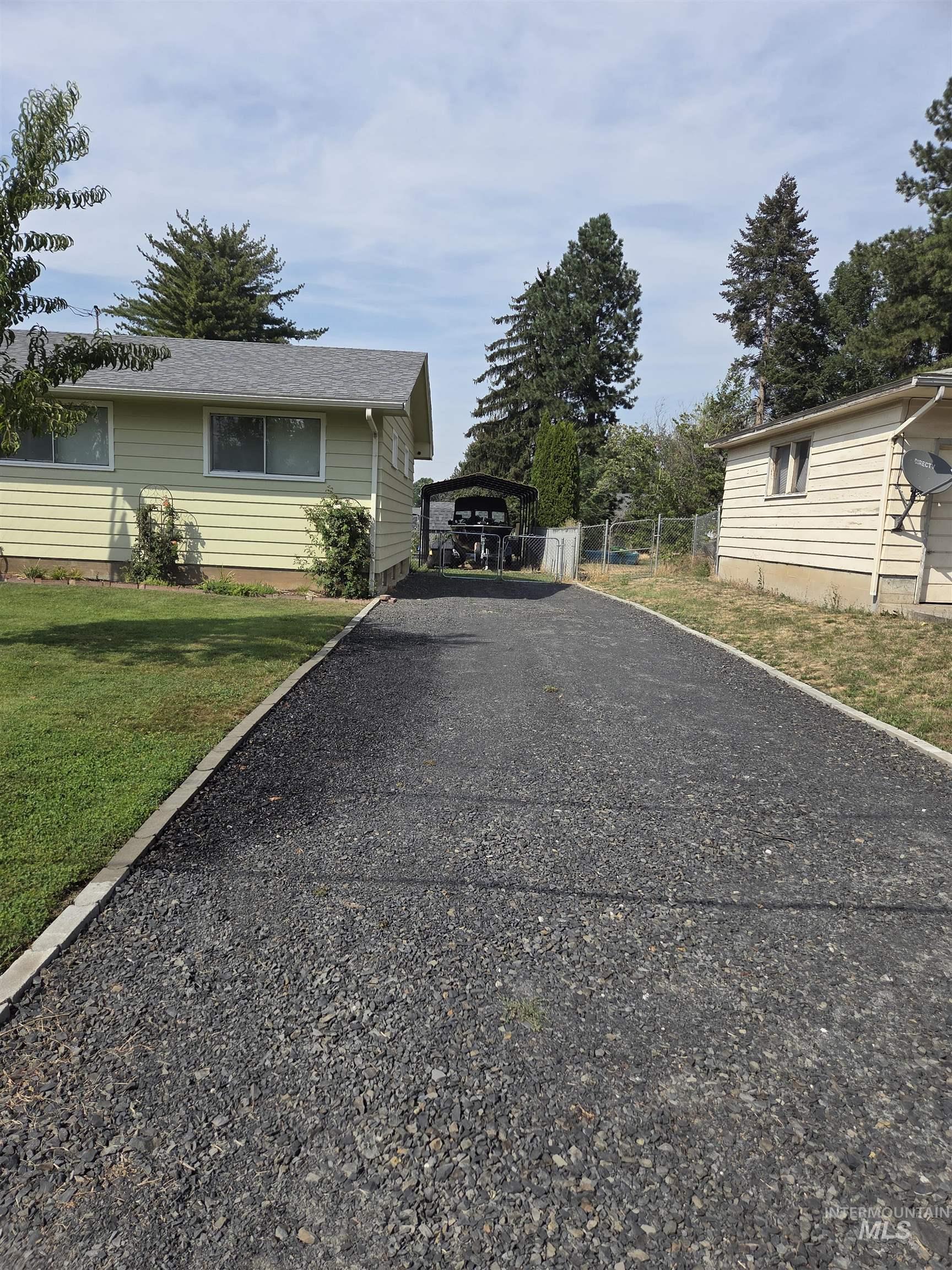 431 Linden Drive, Lewiston, Idaho 83501, 4 Bedrooms, 2.5 Bathrooms, Residential For Sale, Price $390,000, 98998733