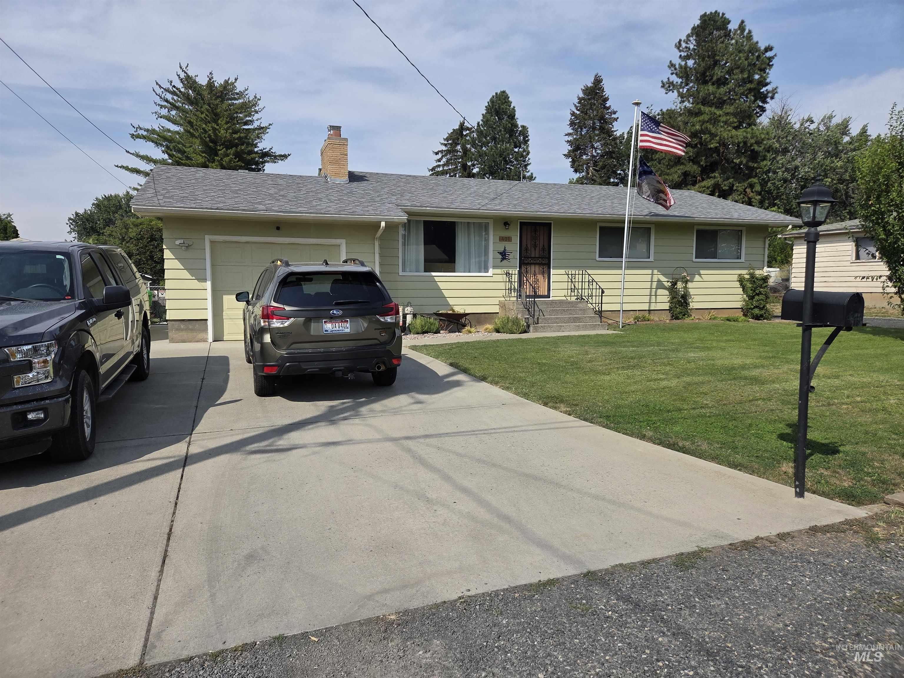 431 Linden Drive, Lewiston, Idaho 83501, 4 Bedrooms, 2.5 Bathrooms, Residential For Sale, Price $390,000, 98998733