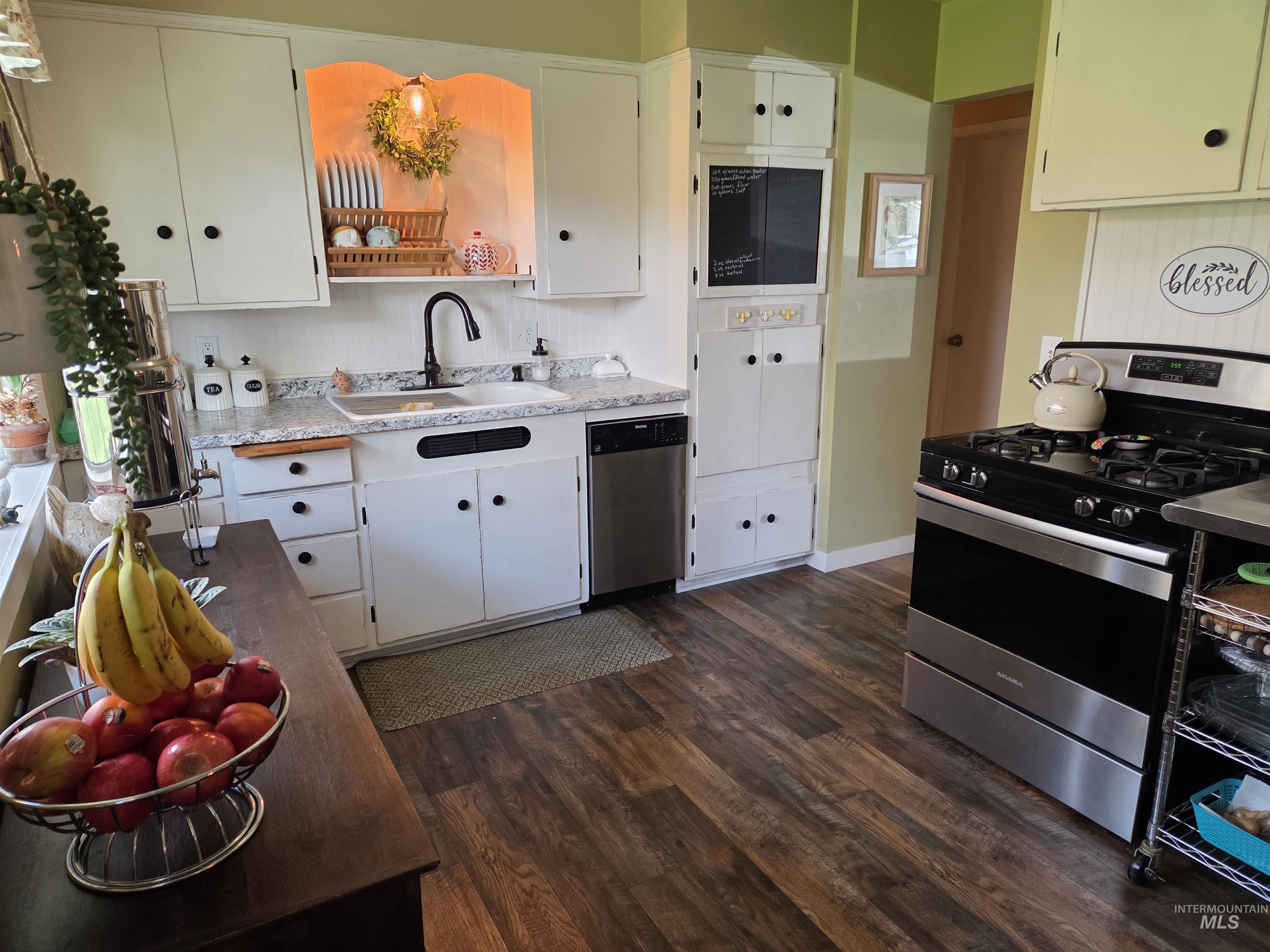 431 Linden Drive, Lewiston, Idaho 83501, 4 Bedrooms, 2.5 Bathrooms, Residential For Sale, Price $390,000, 98998733