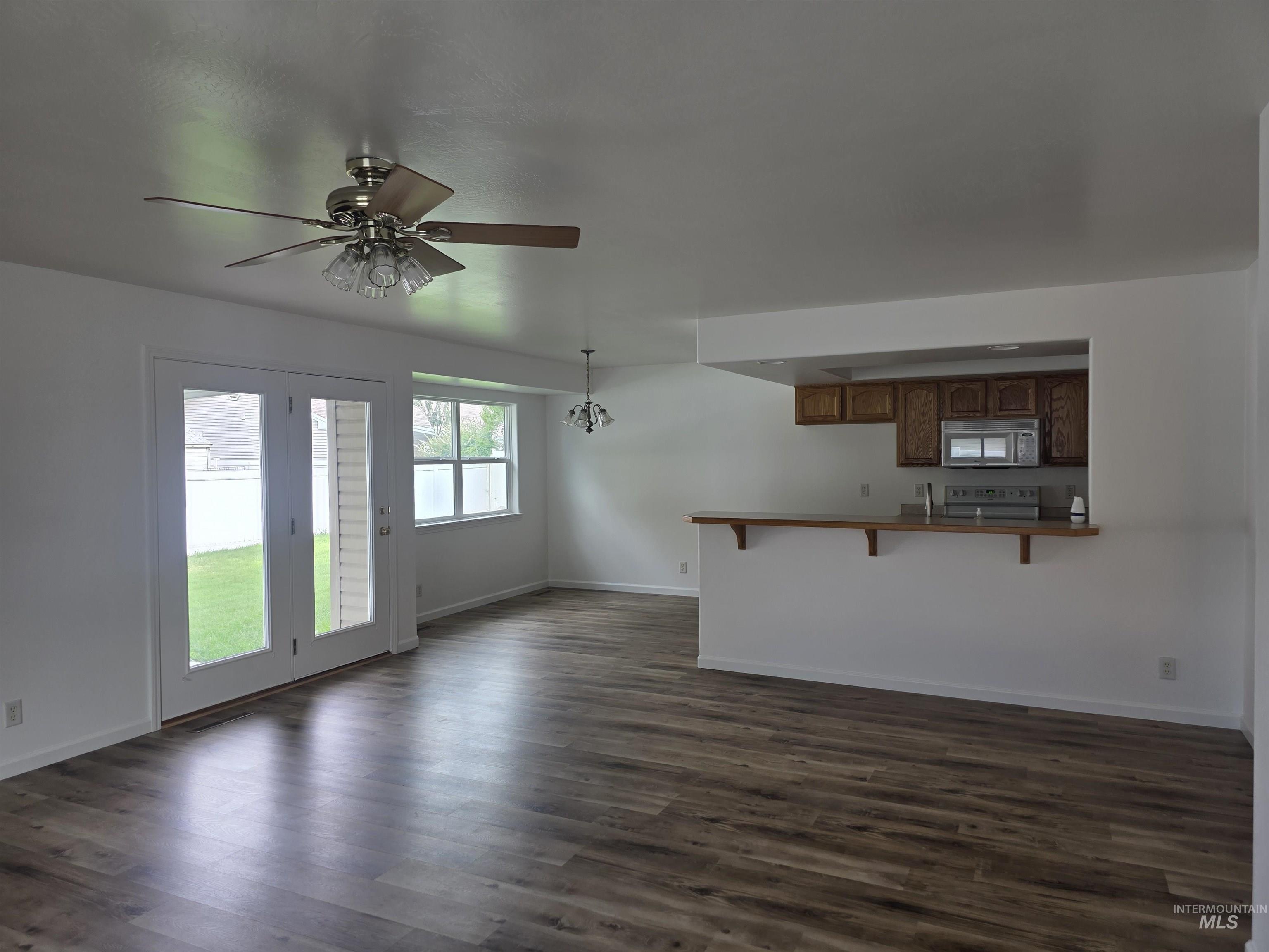 966 Oleary Way, Twin Falls, Idaho 83301, 3 Bedrooms, 2 Bathrooms, Residential For Sale, Price $379,900, 98998734
