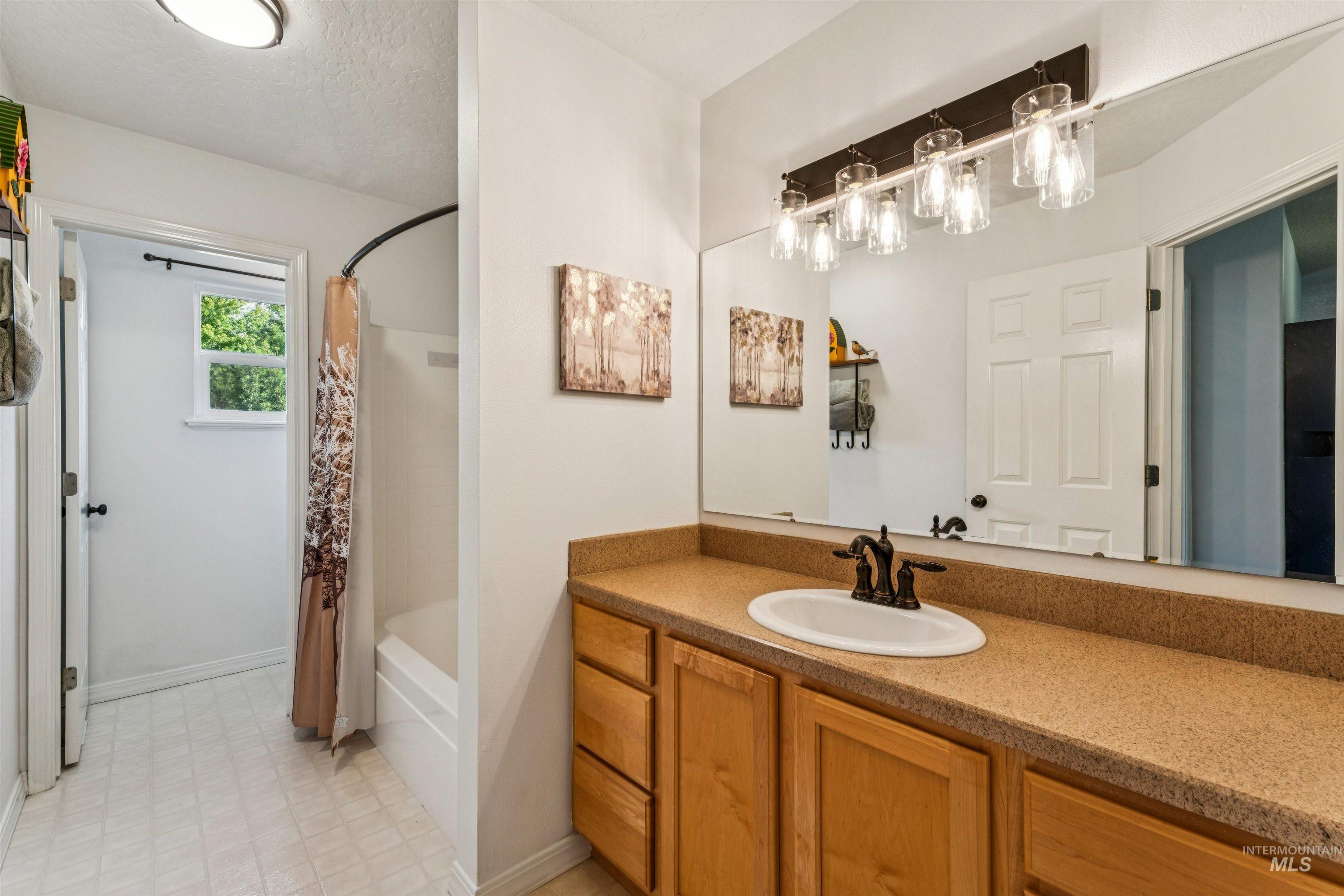 13223 W Scotfield St., Boise, Idaho 83713, 4 Bedrooms, 2.5 Bathrooms, Residential For Sale, Price $679,900,MLS 98998735