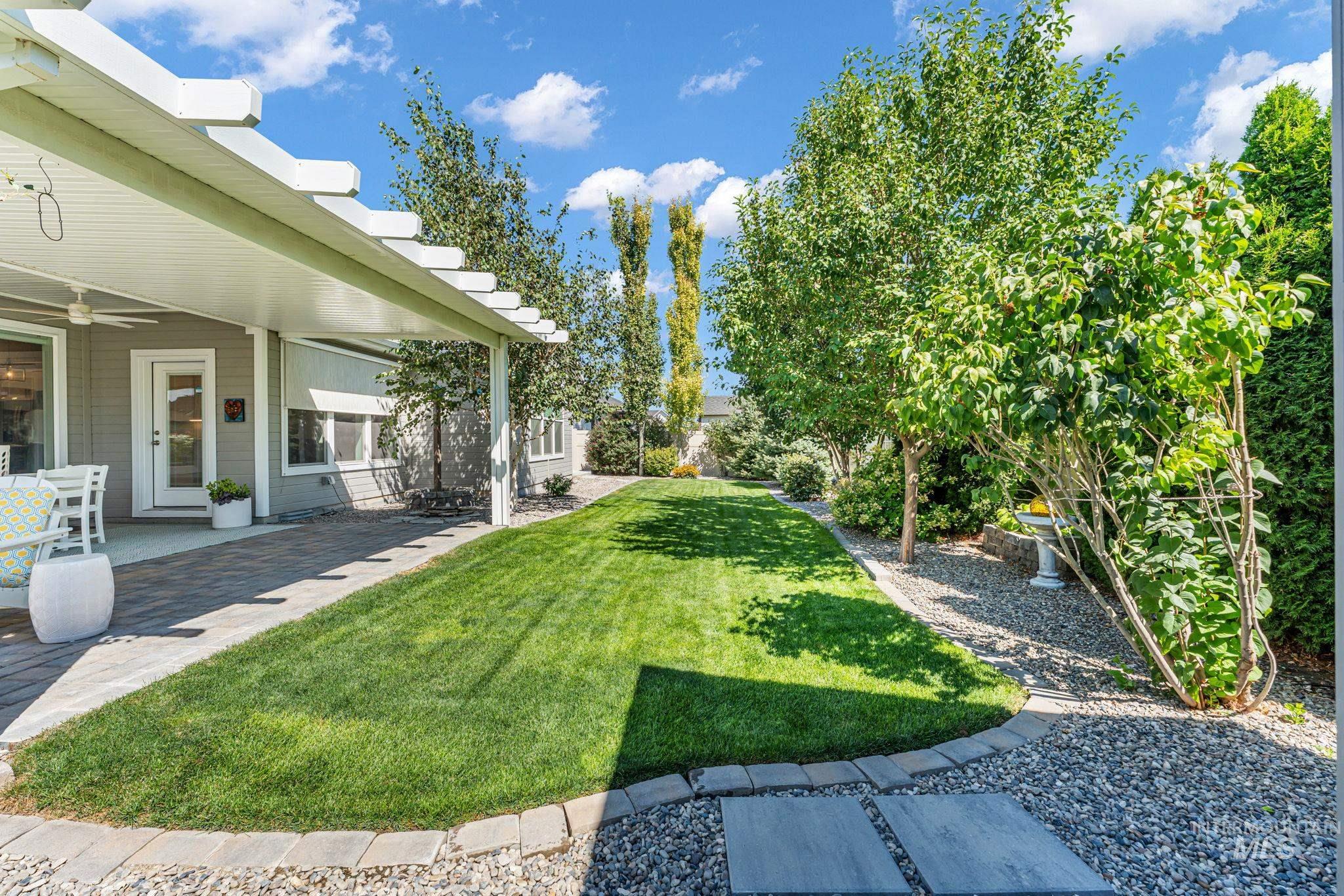 2226 Coolwater Street, Twin Falls, Idaho 83301, 3 Bedrooms, 2.5 Bathrooms, Residential For Sale, Price $560,000,MLS 98998736