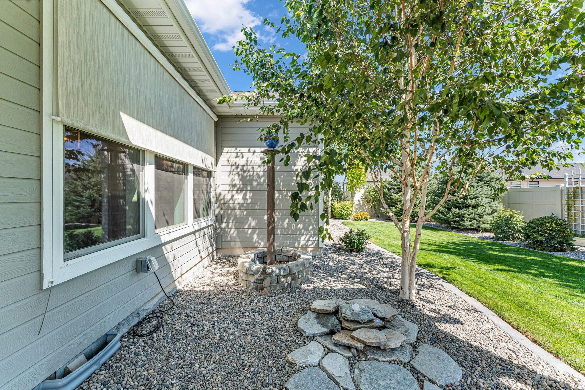 2226 Coolwater Street, Twin Falls, Idaho 83301, 3 Bedrooms, 2.5 Bathrooms, Residential For Sale, Price $560,000,MLS 98998736