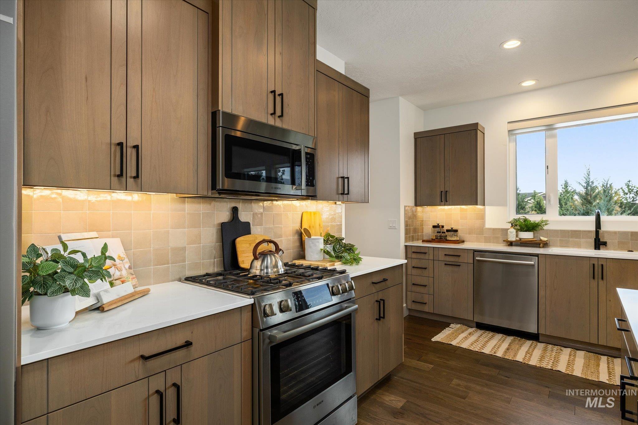 6416 S Astoria Ave, Meridian, Idaho 83642, 4 Bedrooms, 2.5 Bathrooms, Residential For Sale, Price $550,000,MLS 98998740