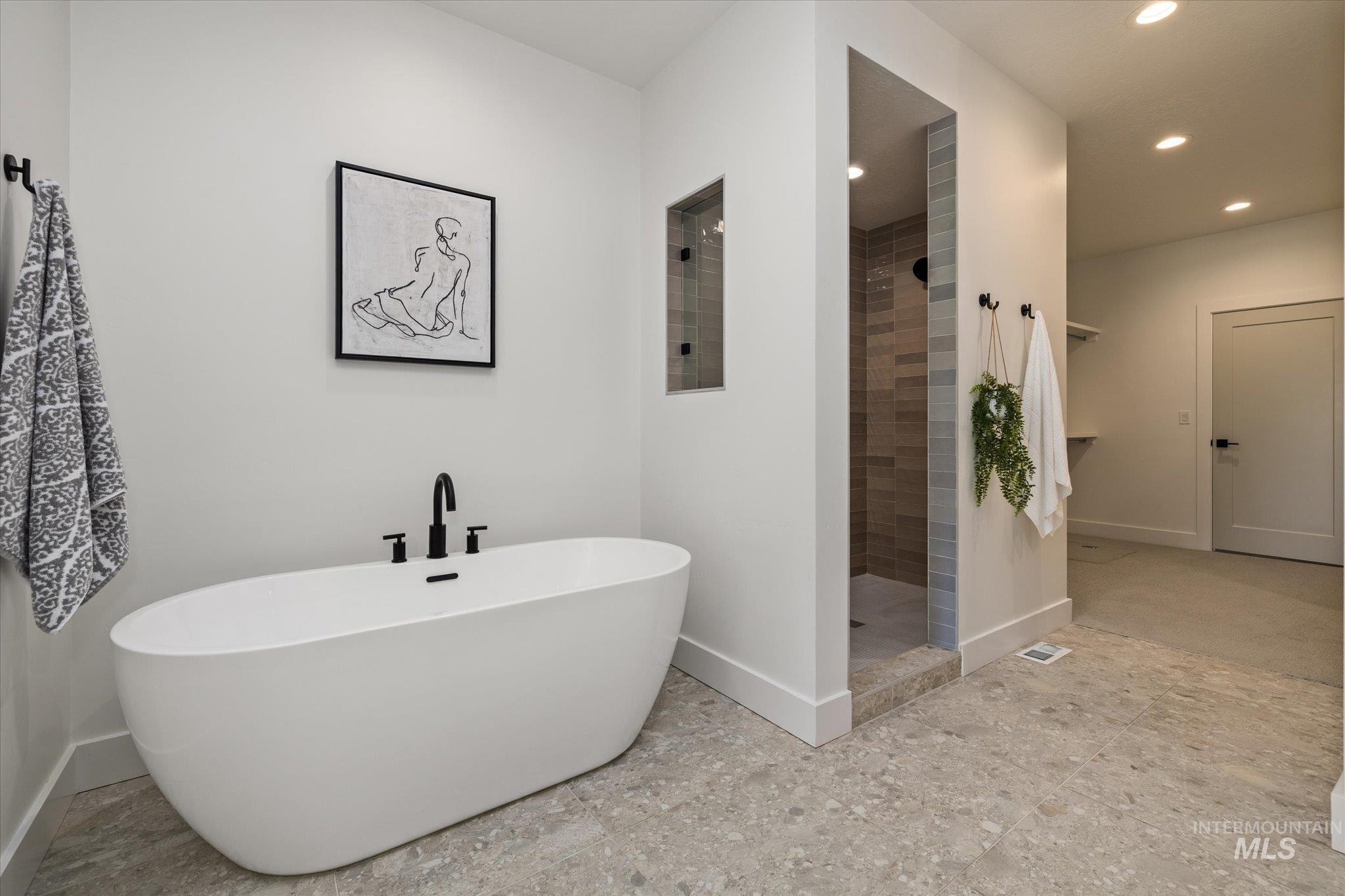 6416 S Astoria Ave, Meridian, Idaho 83642, 4 Bedrooms, 2.5 Bathrooms, Residential For Sale, Price $550,000,MLS 98998740