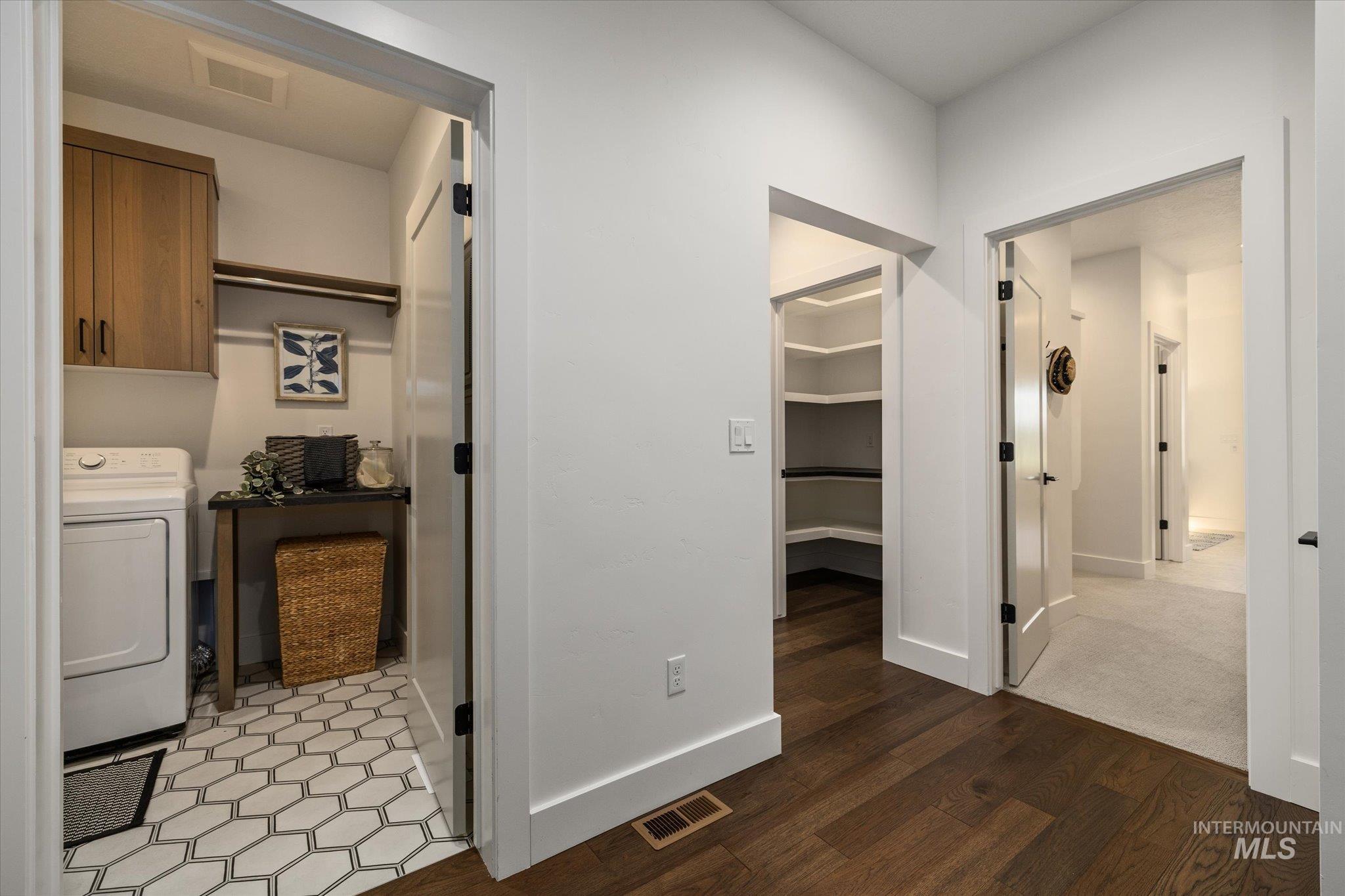 6416 S Astoria Ave, Meridian, Idaho 83642, 4 Bedrooms, 2.5 Bathrooms, Residential For Sale, Price $550,000,MLS 98998740