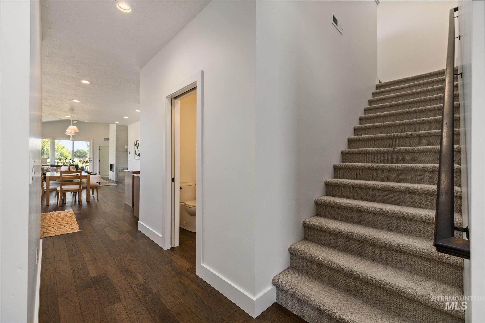 6416 S Astoria Ave, Meridian, Idaho 83642, 4 Bedrooms, 2.5 Bathrooms, Residential For Sale, Price $550,000,MLS 98998740