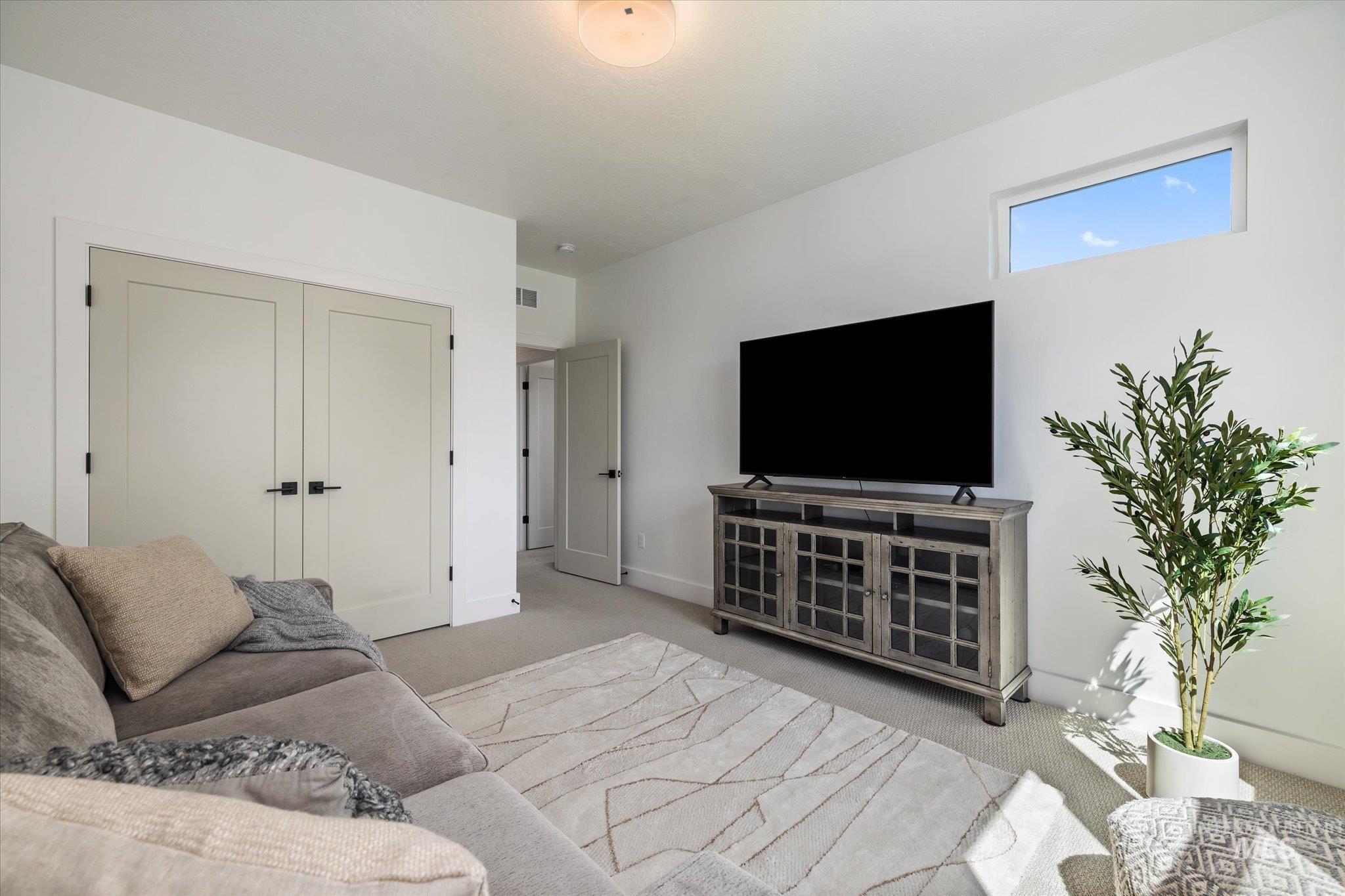 6416 S Astoria Ave, Meridian, Idaho 83642, 4 Bedrooms, 2.5 Bathrooms, Residential For Sale, Price $550,000,MLS 98998740
