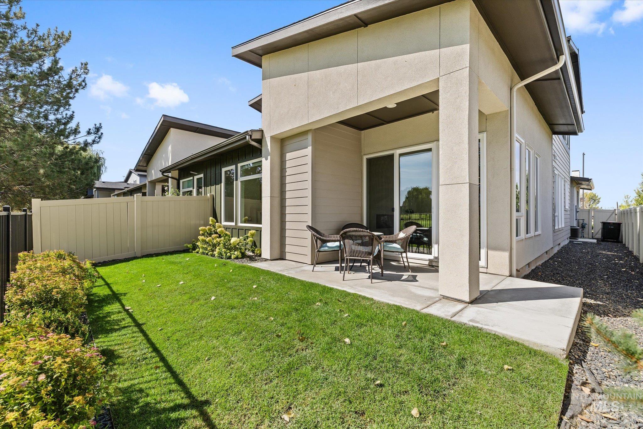 6416 S Astoria Ave, Meridian, Idaho 83642, 4 Bedrooms, 2.5 Bathrooms, Residential For Sale, Price $550,000,MLS 98998740