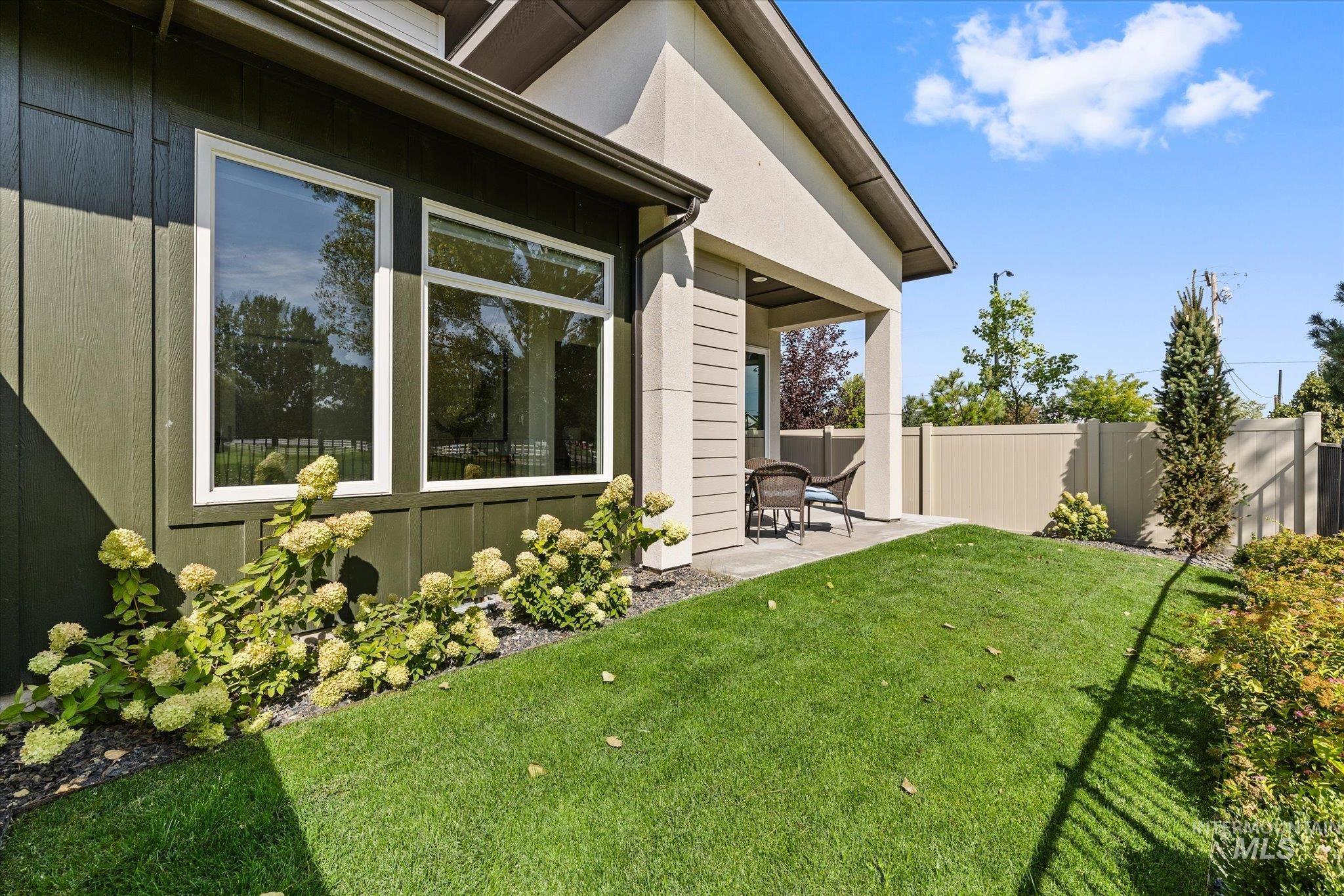 6416 S Astoria Ave, Meridian, Idaho 83642, 4 Bedrooms, 2.5 Bathrooms, Residential For Sale, Price $550,000,MLS 98998740