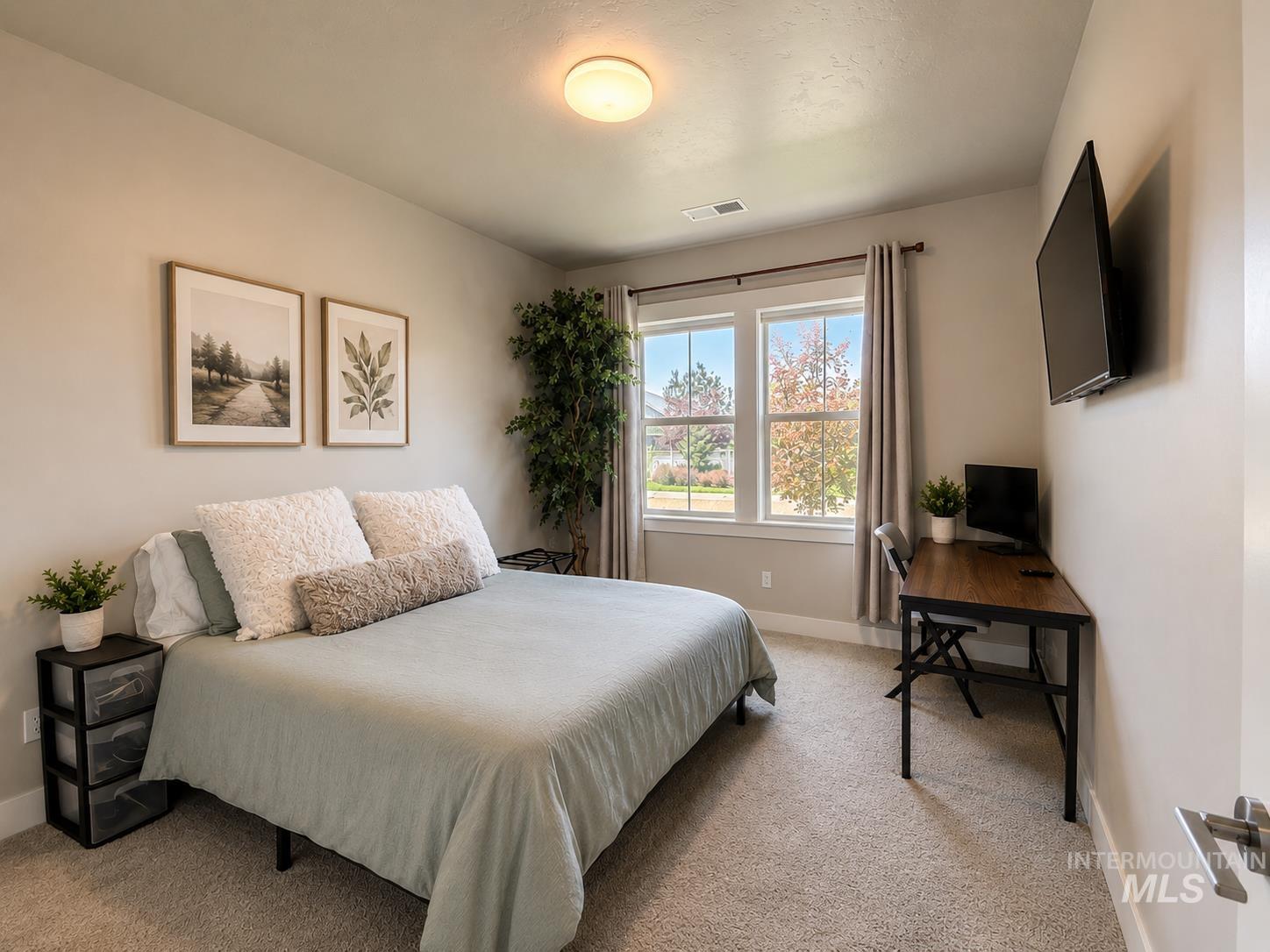 5518 N Asissi Ave, Meridian, Idaho 83646, 4 Bedrooms, 2.5 Bathrooms, Residential For Sale, Price $879,000,MLS 98998741