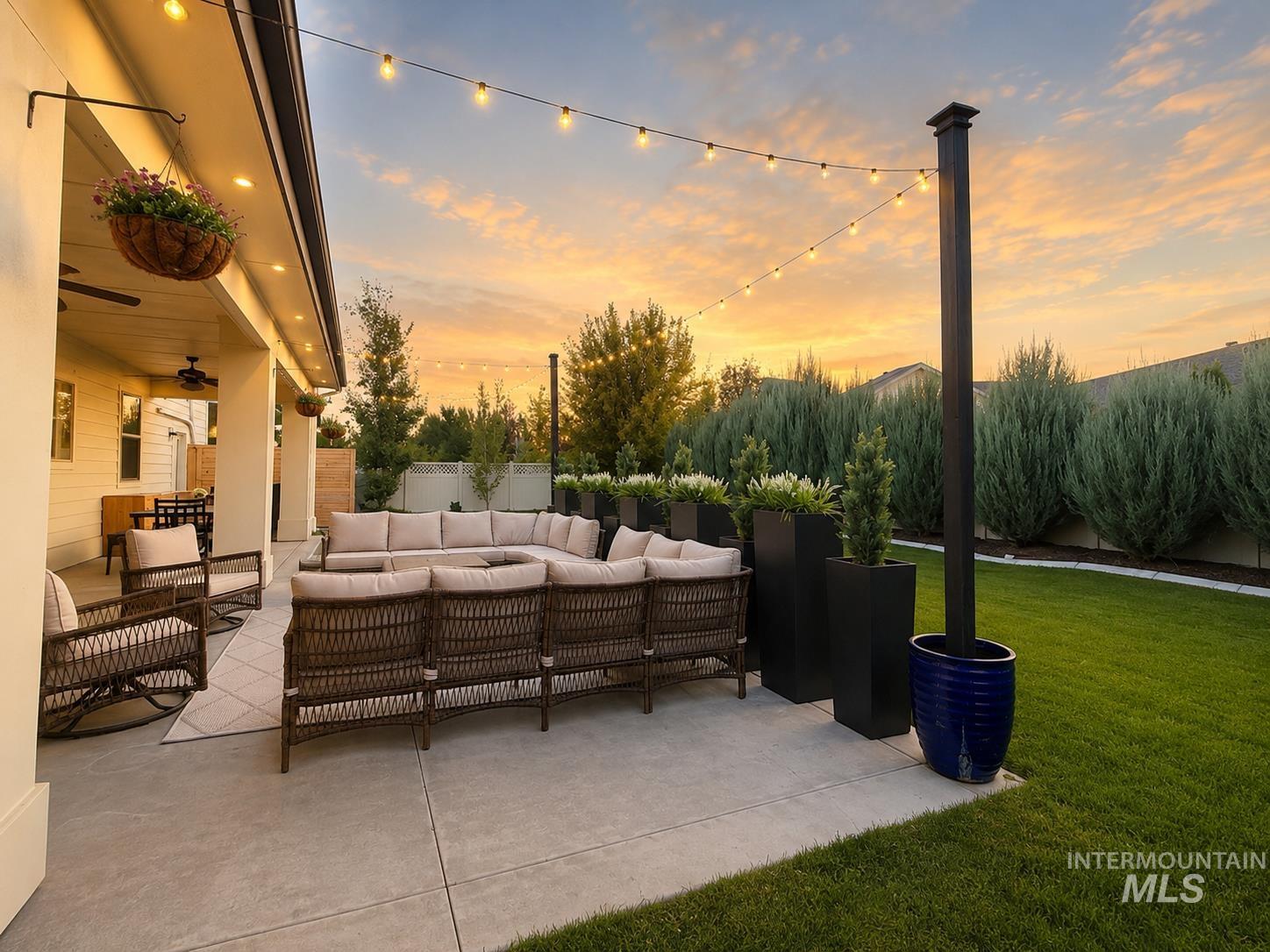 5518 N Asissi Ave, Meridian, Idaho 83646, 4 Bedrooms, 2.5 Bathrooms, Residential For Sale, Price $879,000,MLS 98998741