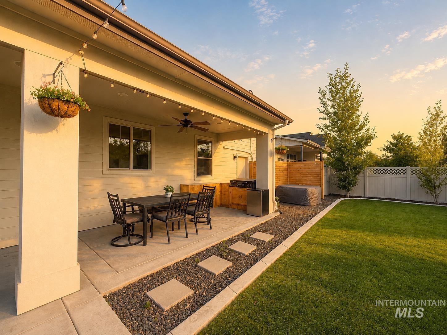 5518 N Asissi Ave, Meridian, Idaho 83646, 4 Bedrooms, 2.5 Bathrooms, Residential For Sale, Price $879,000,MLS 98998741