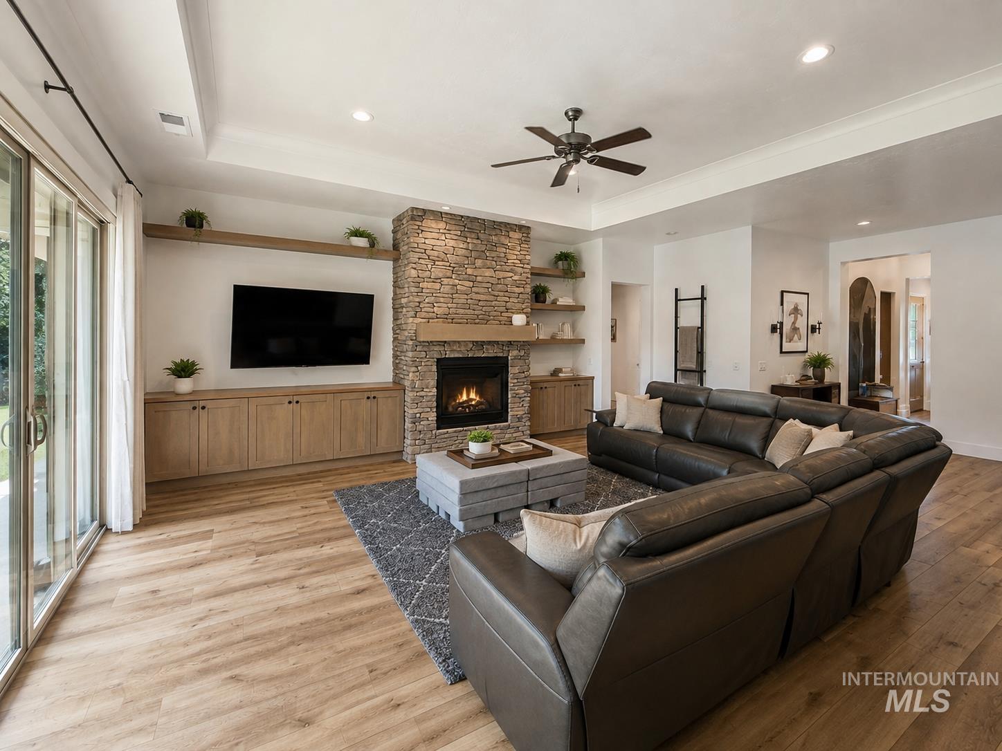 5518 N Asissi Ave, Meridian, Idaho 83646, 4 Bedrooms, 2.5 Bathrooms, Residential For Sale, Price $879,000,MLS 98998741
