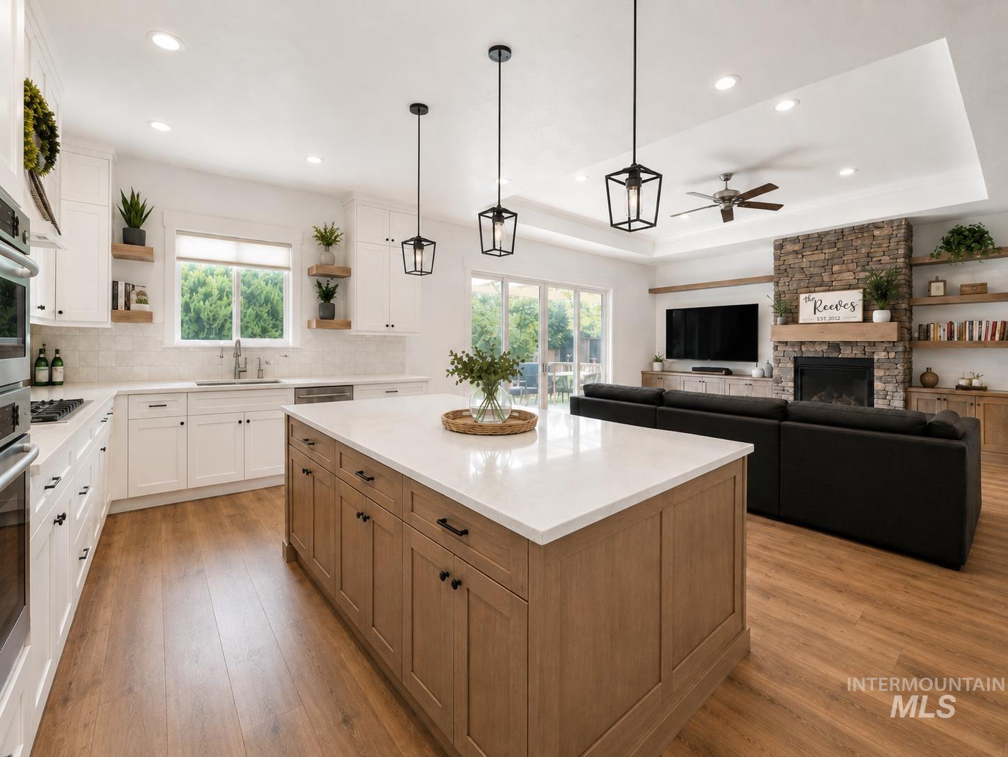 5518 N Asissi Ave, Meridian, Idaho 83646, 4 Bedrooms, 2.5 Bathrooms, Residential For Sale, Price $879,000,MLS 98998741
