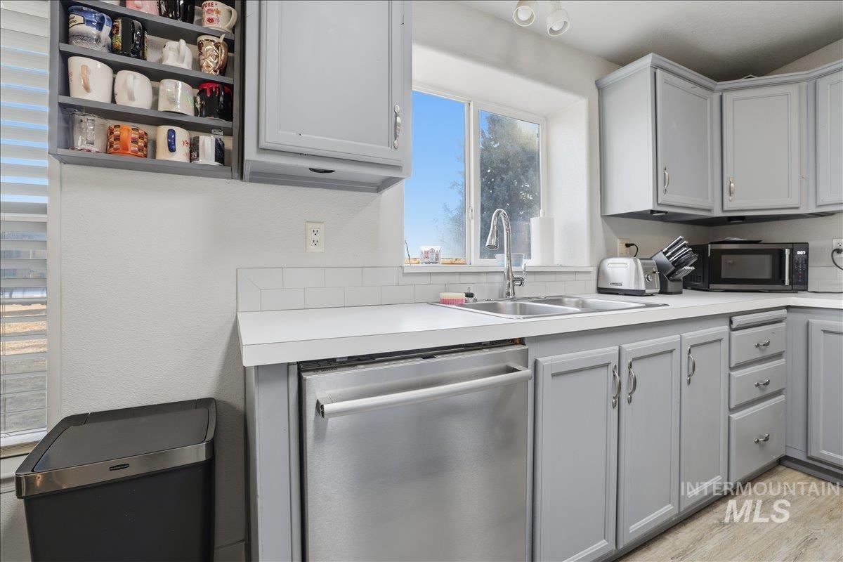 545 S Conover, Eagle, Idaho 83616, 3 Bedrooms, 2 Bathrooms, Residential For Sale, Price $629,500, 98998742