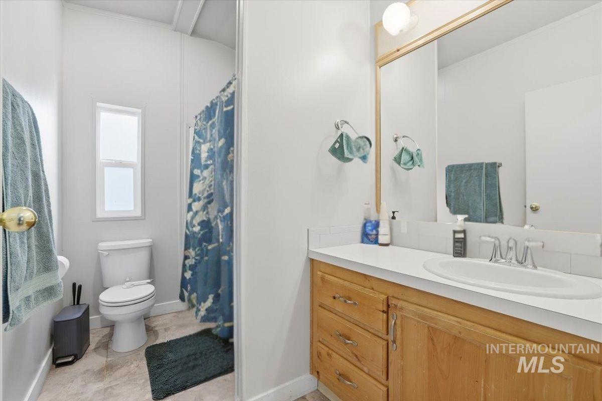 545 S Conover, Eagle, Idaho 83616, 3 Bedrooms, 2 Bathrooms, Residential For Sale, Price $629,500, 98998742