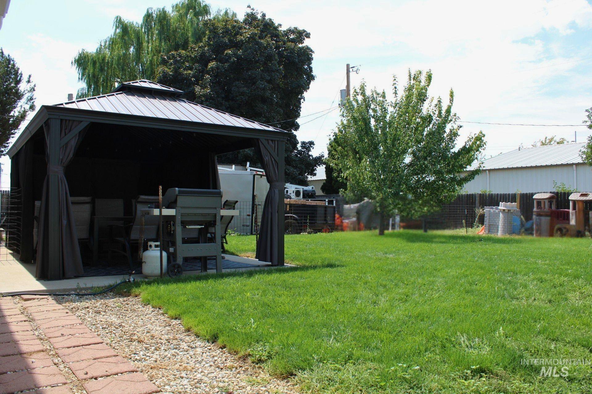 545 S Conover, Eagle, Idaho 83616, 3 Bedrooms, 2 Bathrooms, Residential For Sale, Price $629,500, 98998742