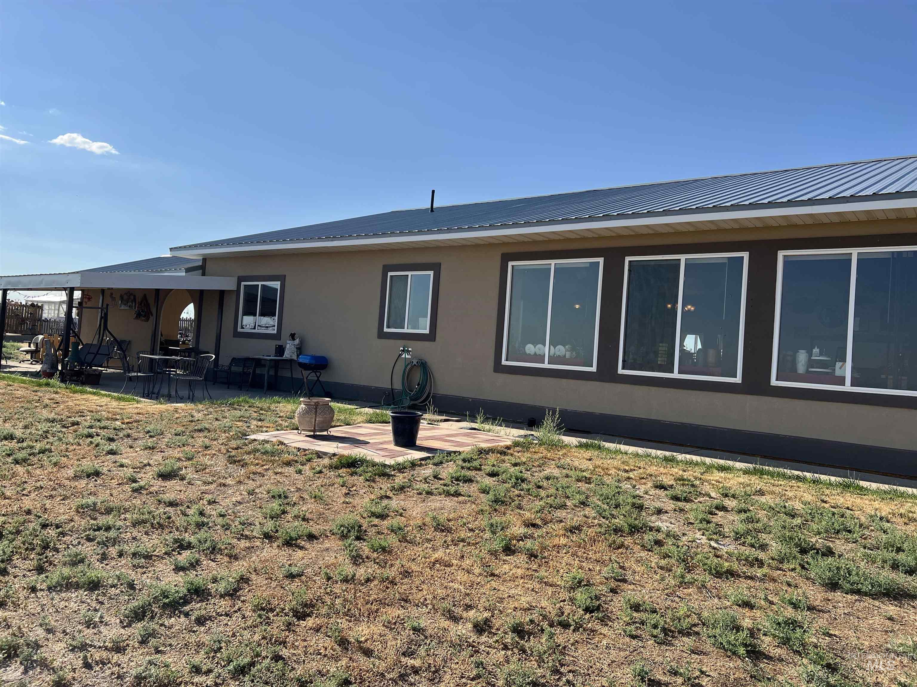 3248 N 2800 East, Twin Falls, Idaho 83301, 4 Bedrooms, 3 Bathrooms, Residential For Sale, Price $749,000, 98998743
