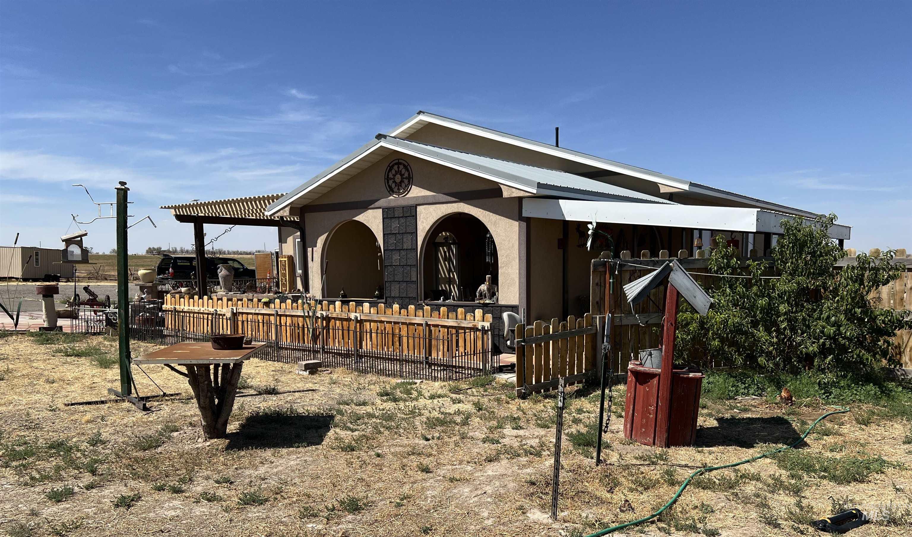 3248 N 2800 East, Twin Falls, Idaho 83301, 4 Bedrooms, 3 Bathrooms, Residential For Sale, Price $749,000,MLS 98998743