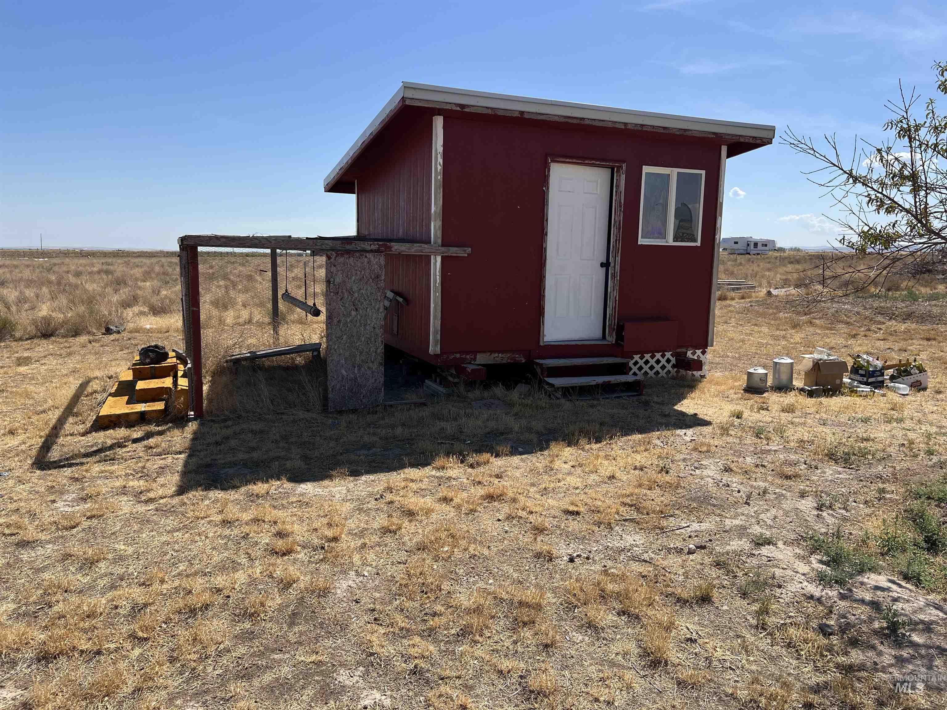 3248 N 2800 East, Twin Falls, Idaho 83301, 4 Bedrooms, 3 Bathrooms, Residential For Sale, Price $749,000, 98998743