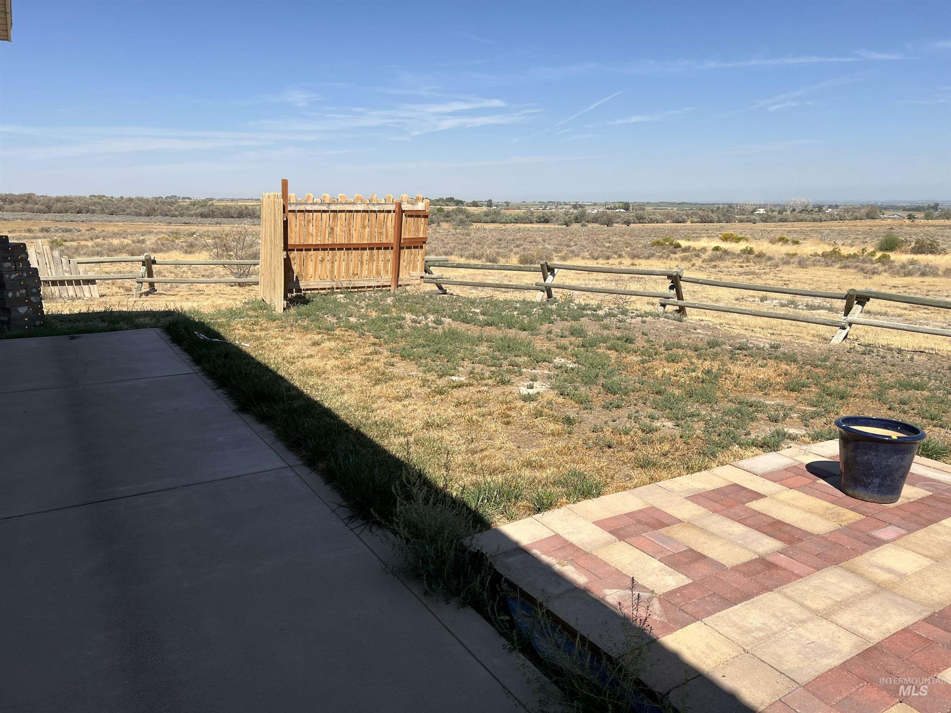 3248 N 2800 East, Twin Falls, Idaho 83301, 4 Bedrooms, 3 Bathrooms, Residential For Sale, Price $749,000,MLS 98998743