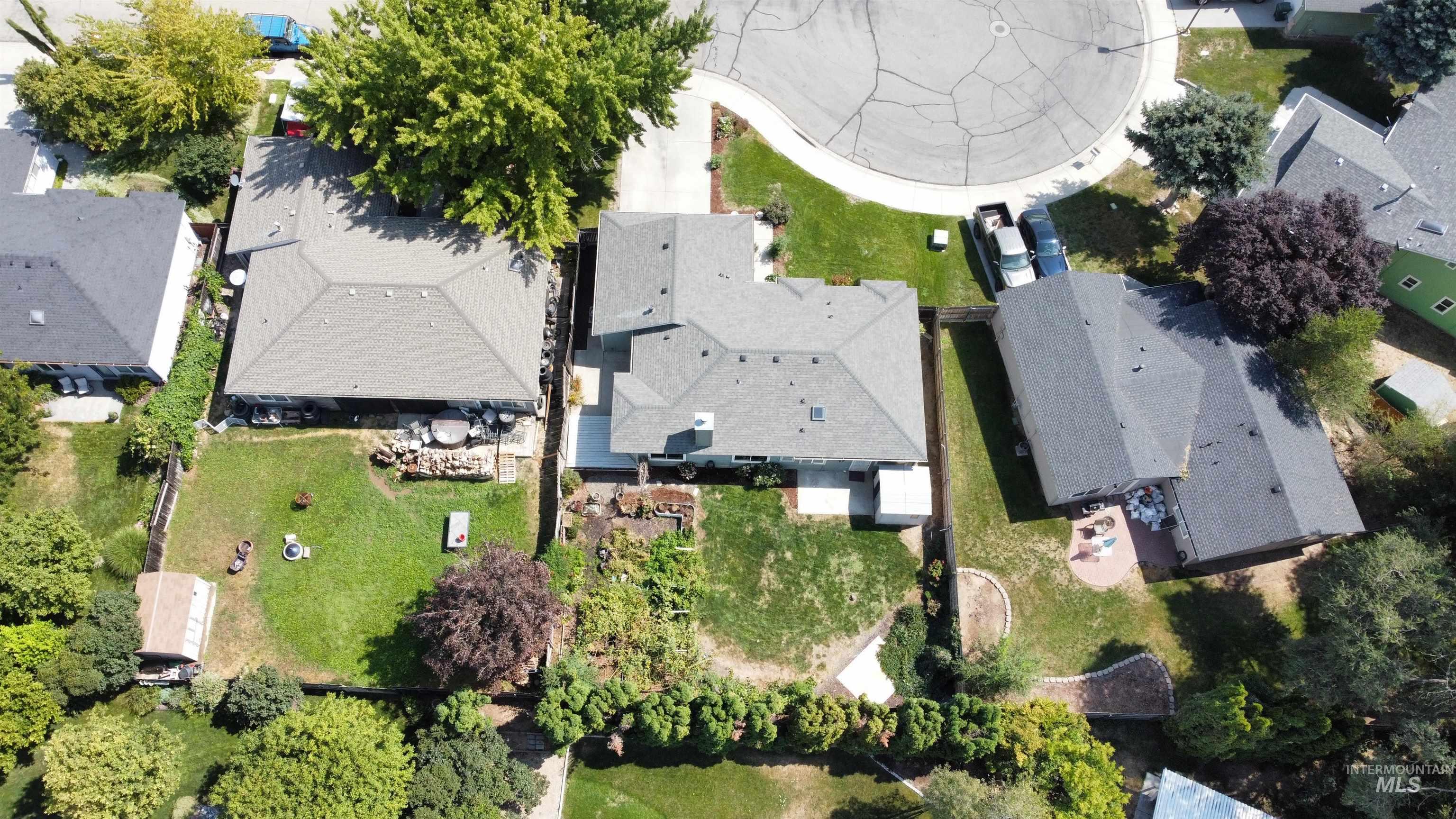 1997 E Gull Cove Pl, Meridian, Idaho 83642, 3 Bedrooms, 2 Bathrooms, Residential For Sale, Price $424,900, 98998744