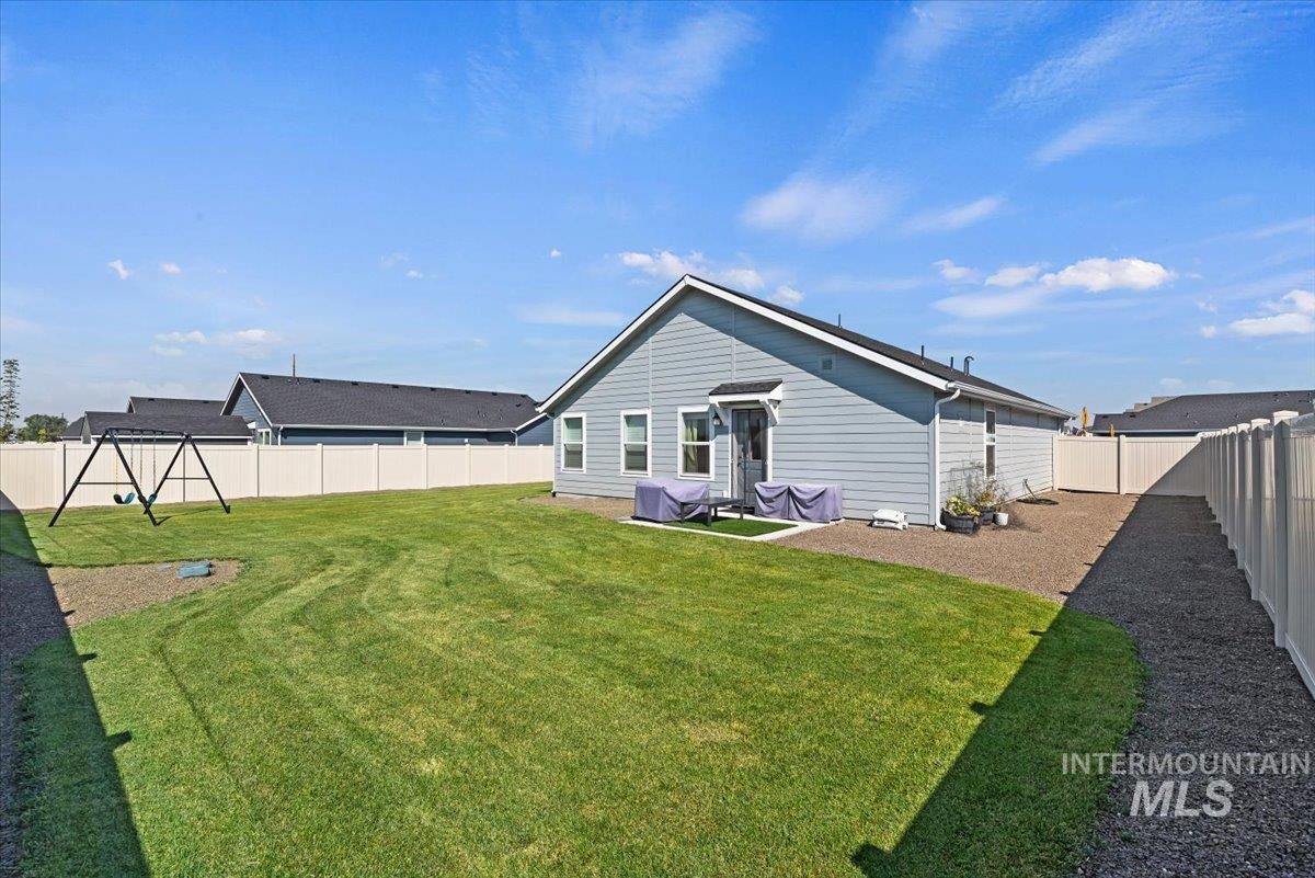 889 Education Street, Middleton, Idaho 83644, 3 Bedrooms, 2 Bathrooms, Residential For Sale, Price $399,900, 98998746