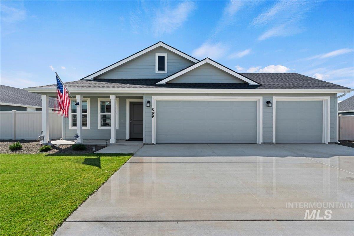 889 Education Street, Middleton, Idaho 83644, 3 Bedrooms, 2 Bathrooms, Residential For Sale, Price $399,900, 98998746
